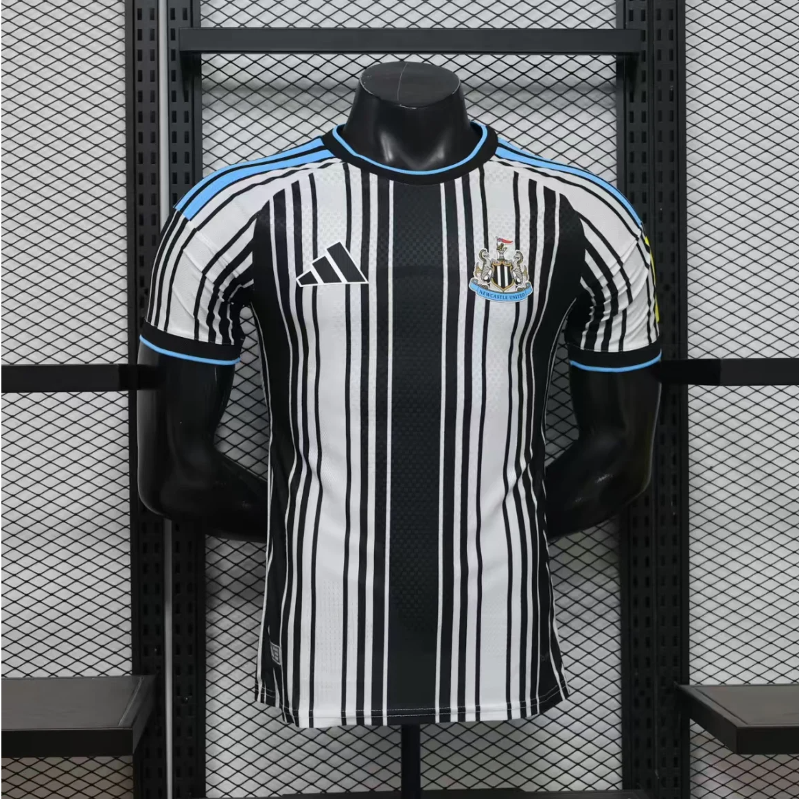 Newcastle United Home Jersey Player version 26/27