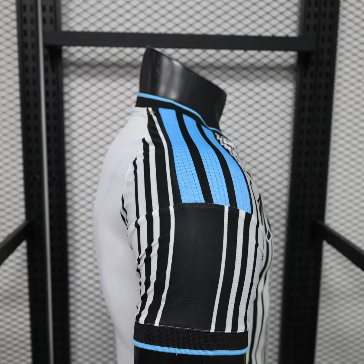 Newcastle United Home Jersey Player version 26/27