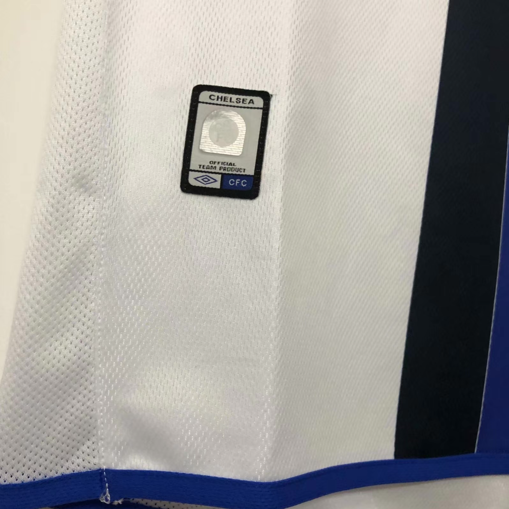 Chelsea 2003/05 Retro Jersey Away