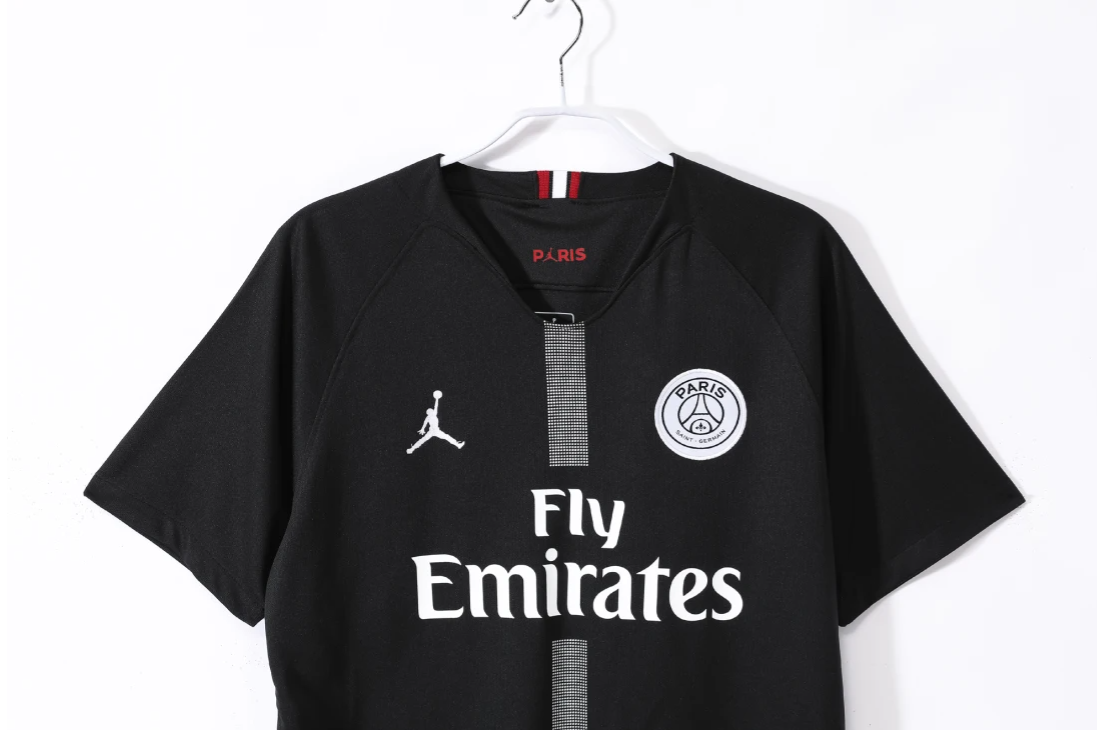 Paris Saint Germain Third Retro Jersey 2018/19