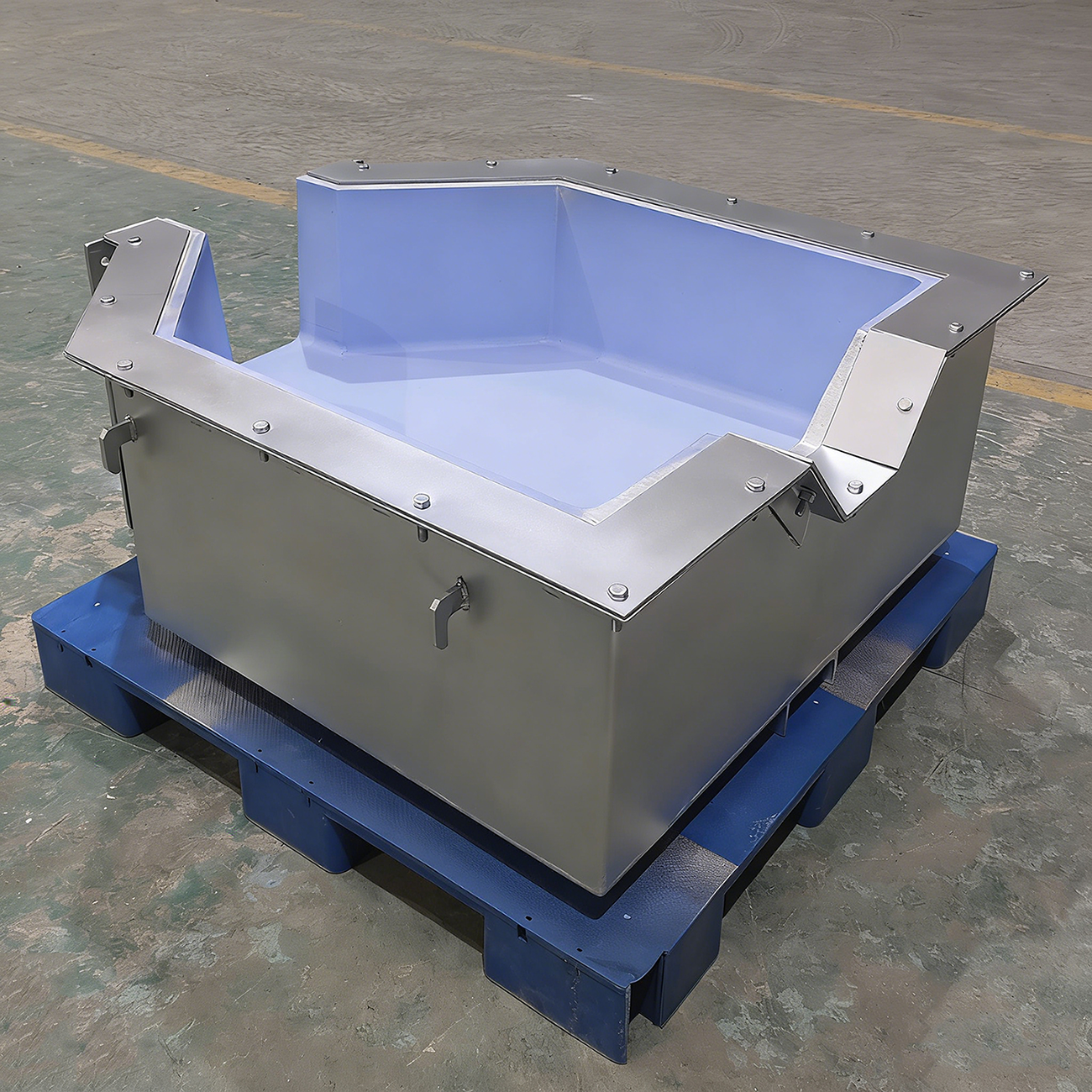 Molten Aluminum Launder｜Custom Refractory Launder for Aluminum Foundry,Longzhiyi Refractory,Molten Aluminum Launder｜Custom Refractory Launder for Aluminum Foundry