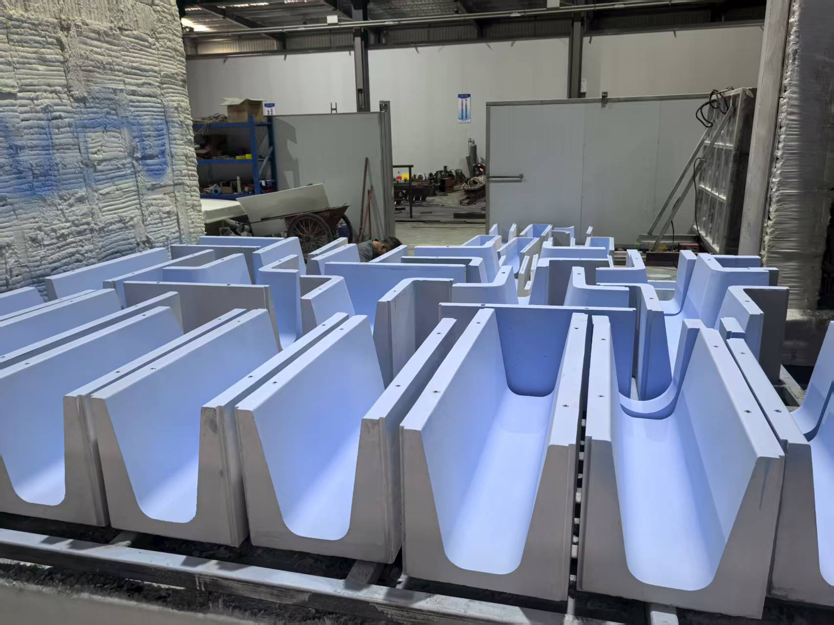Molten Aluminum Launder