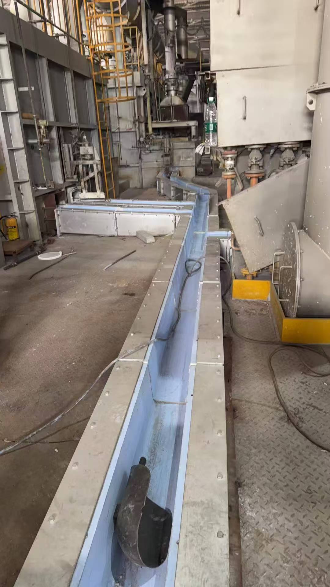  Molten Aluminum Launder
