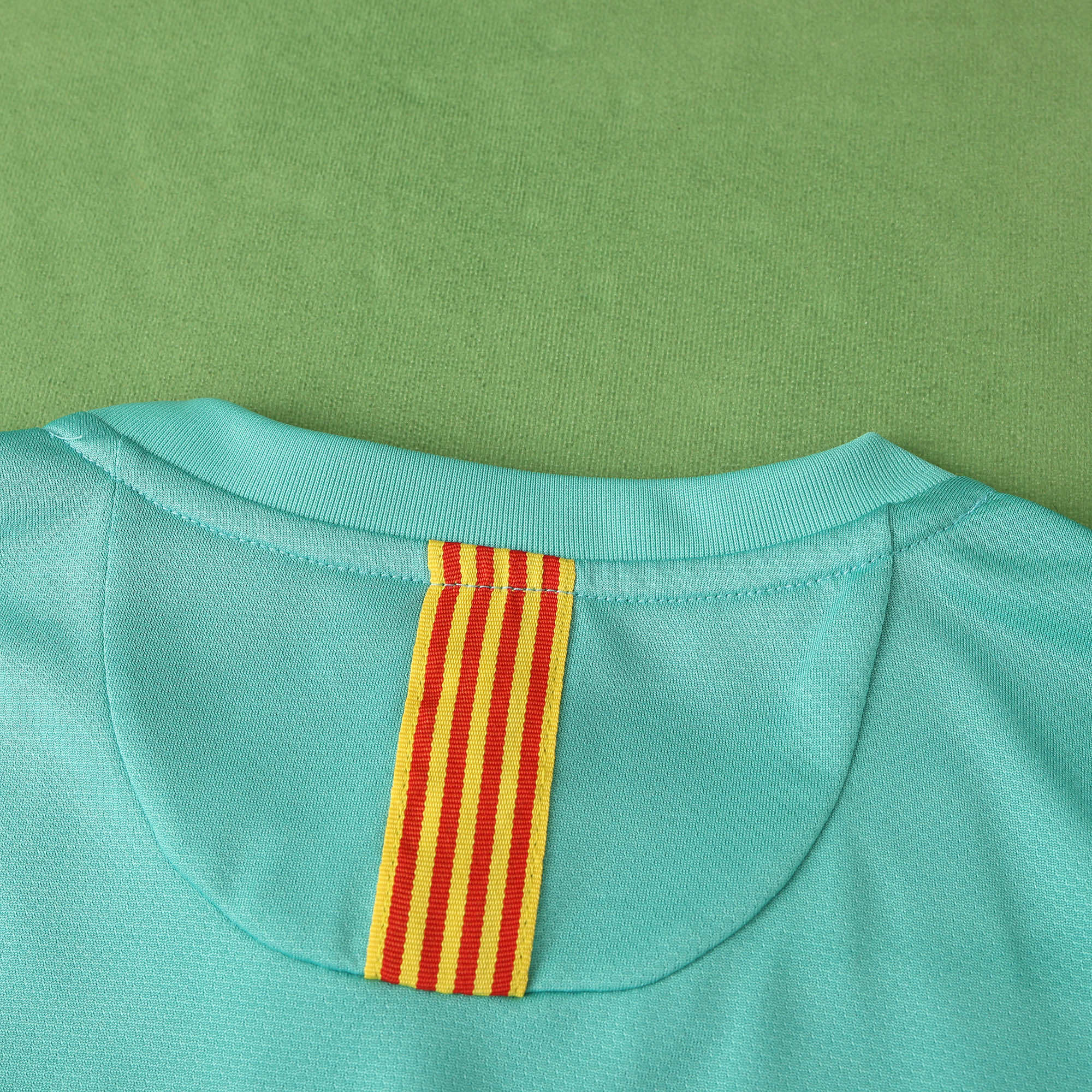 1011 season FC Barcelona / Barça away retro Fan version