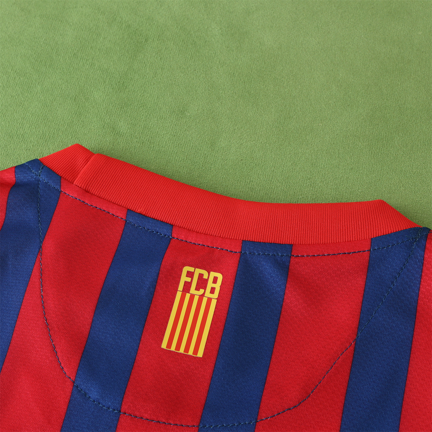 1112 season FC Barcelona / Barça home retro Player version