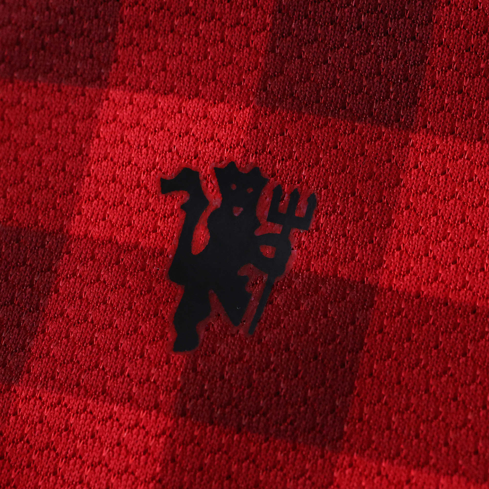 1213 Manchester United F.C. home retro Kids kit