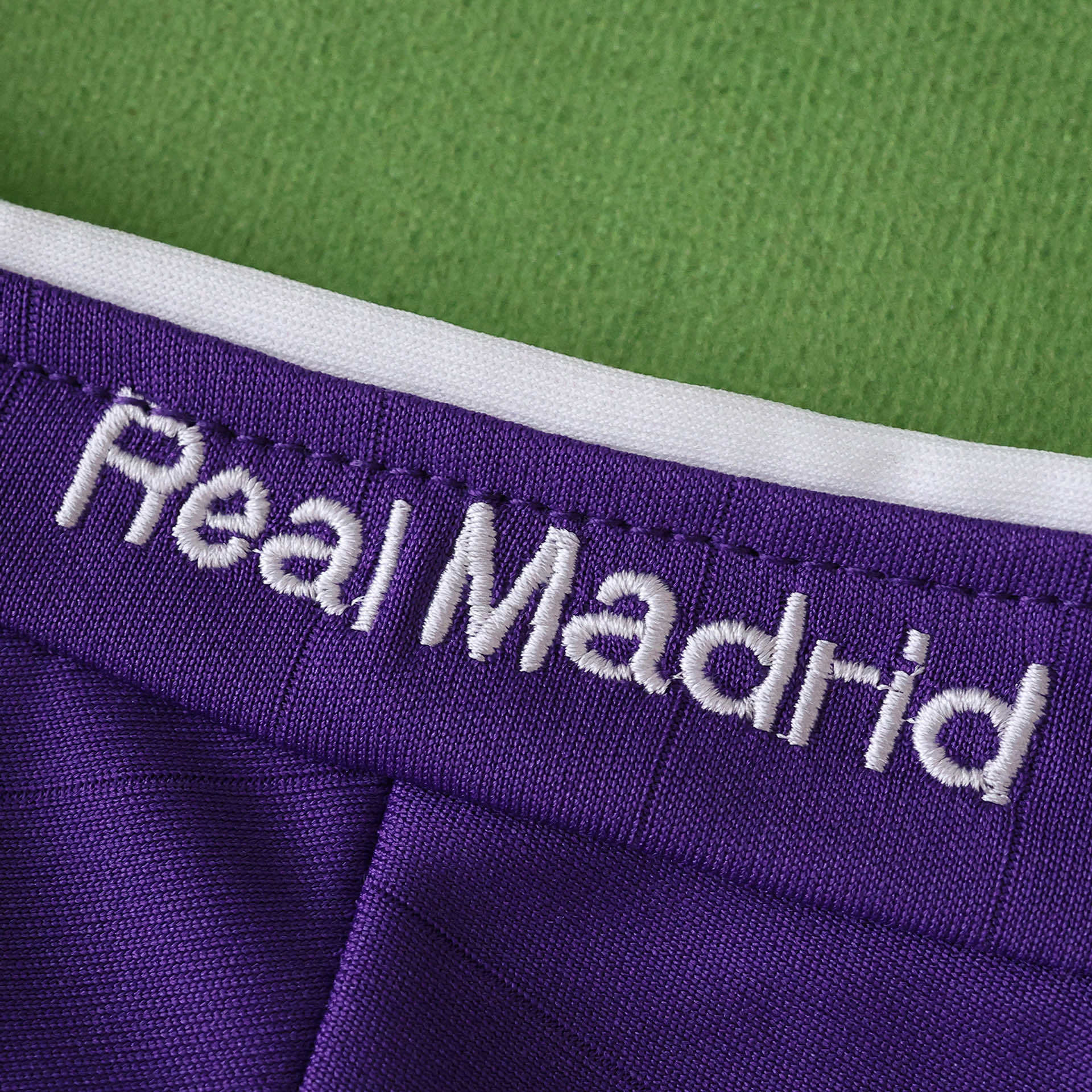2006 season Real Madrid CF third retro Kids kit