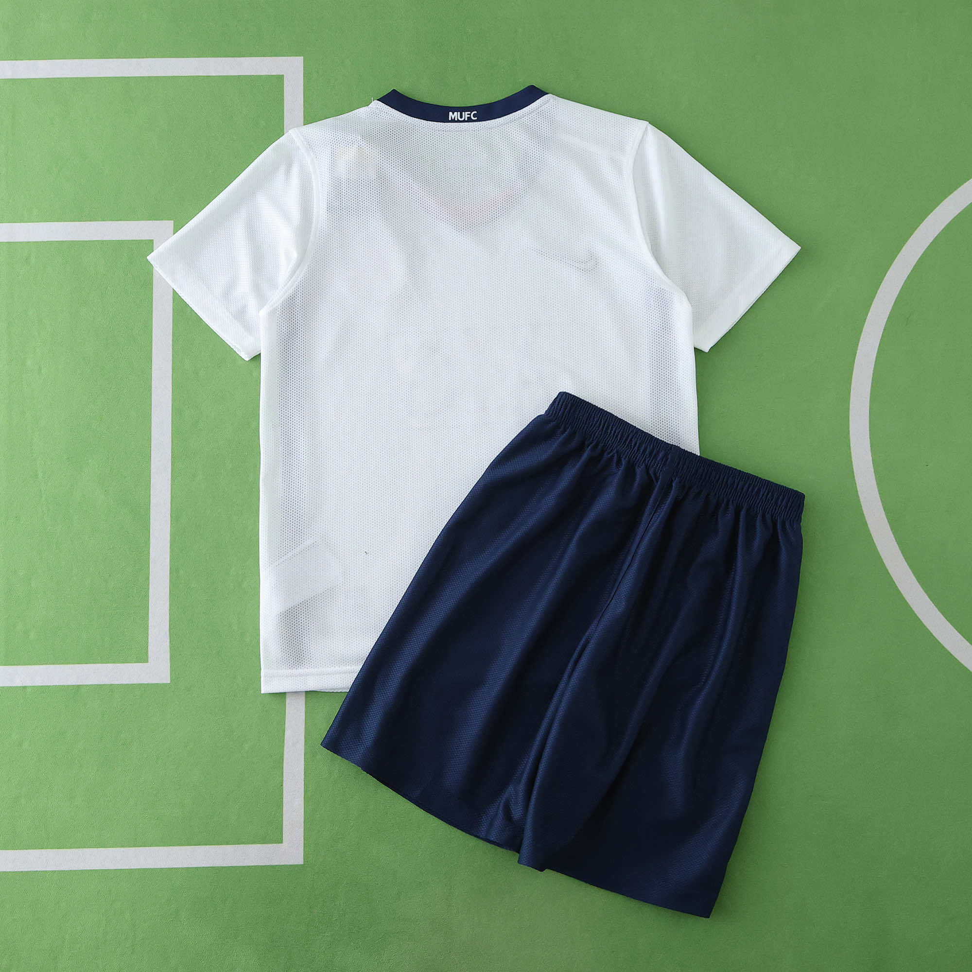 0809 Manchester United F.C. away retro Kids kit