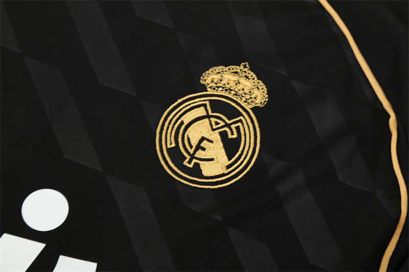 1112 season Real Madrid CF black Half pull training suit