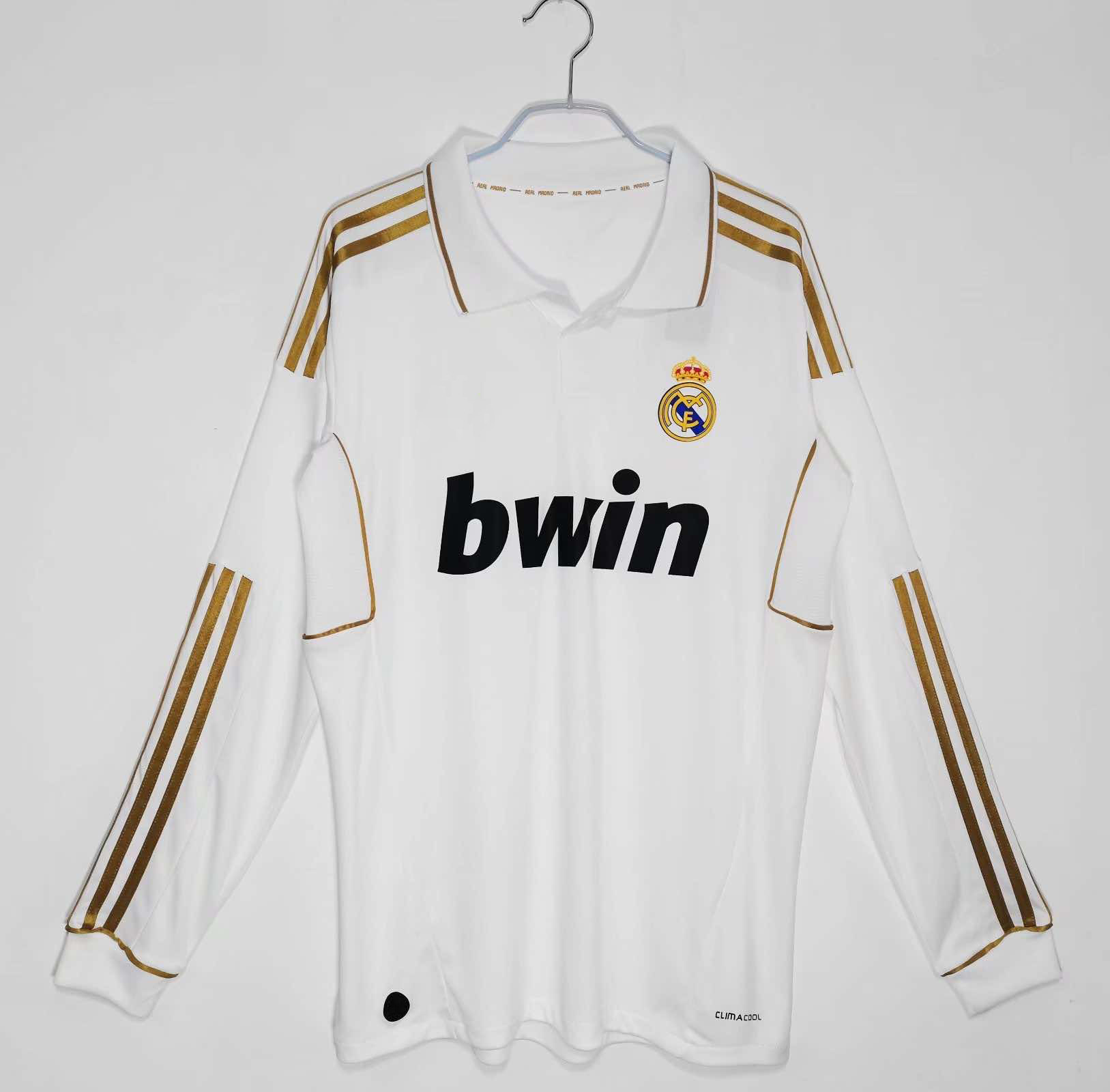 1112 season Real Madrid home Long sleeved Retro Fan version