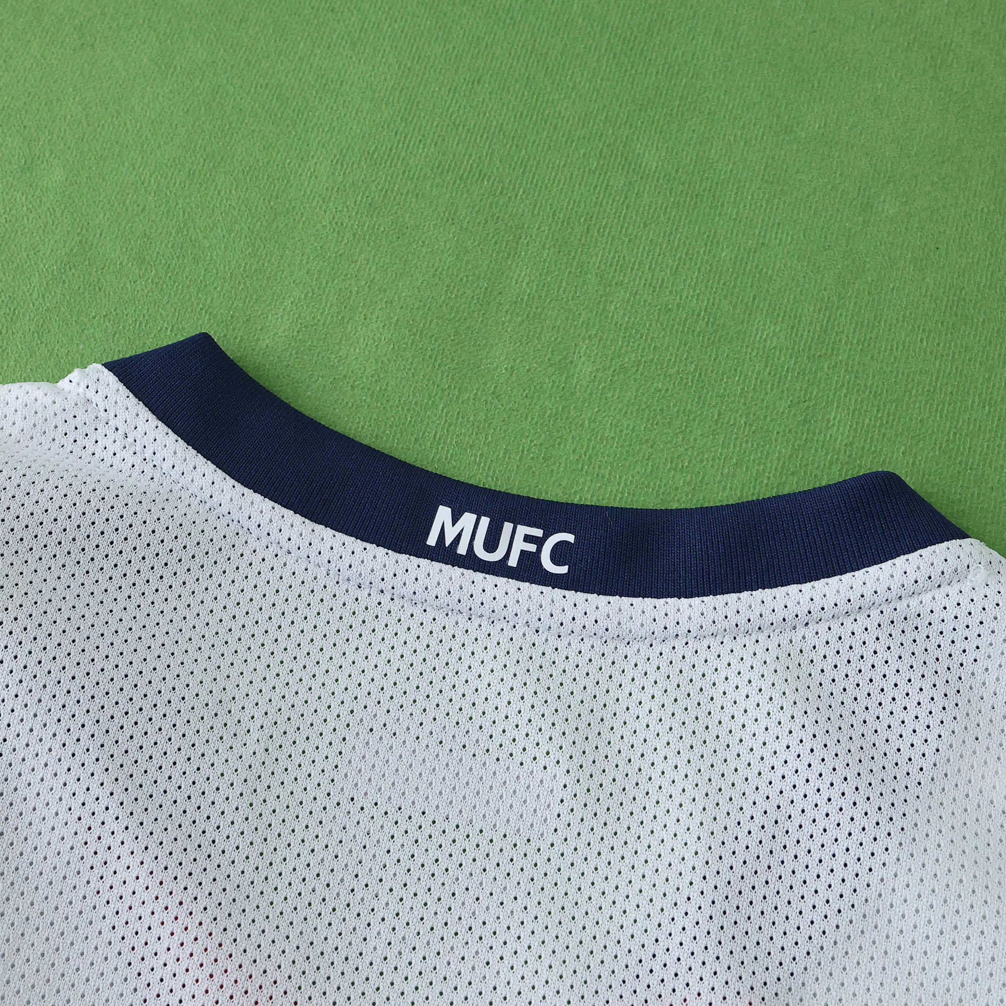 0809 Manchester United F.C. away retro Kids kit