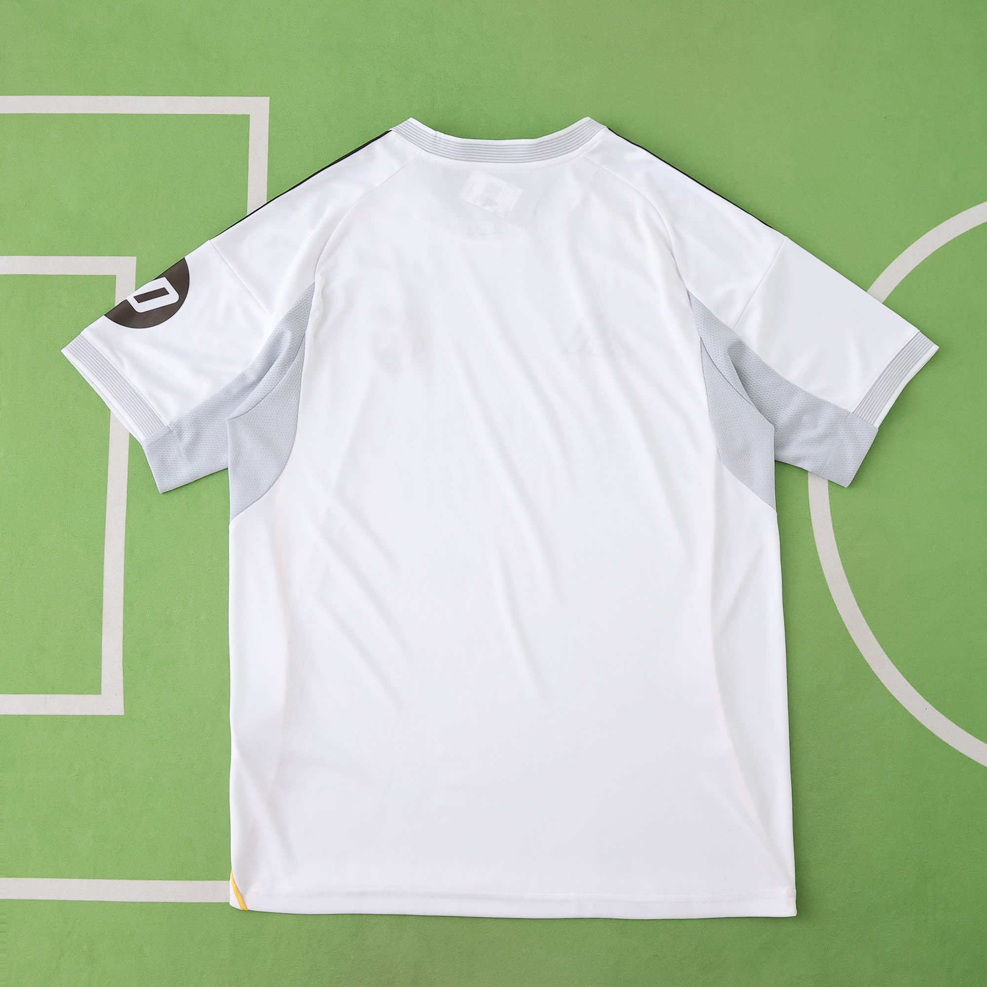 2526 season Real Madrid CF home Fan version