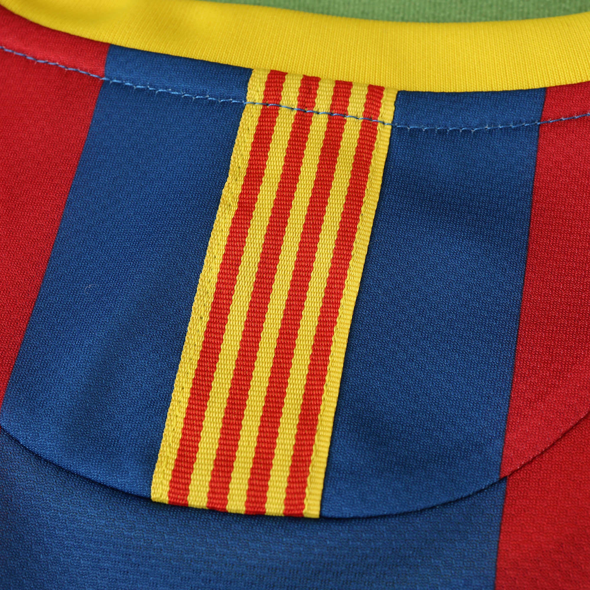 1011 season FC Barcelona / Barça home retro Fan version
