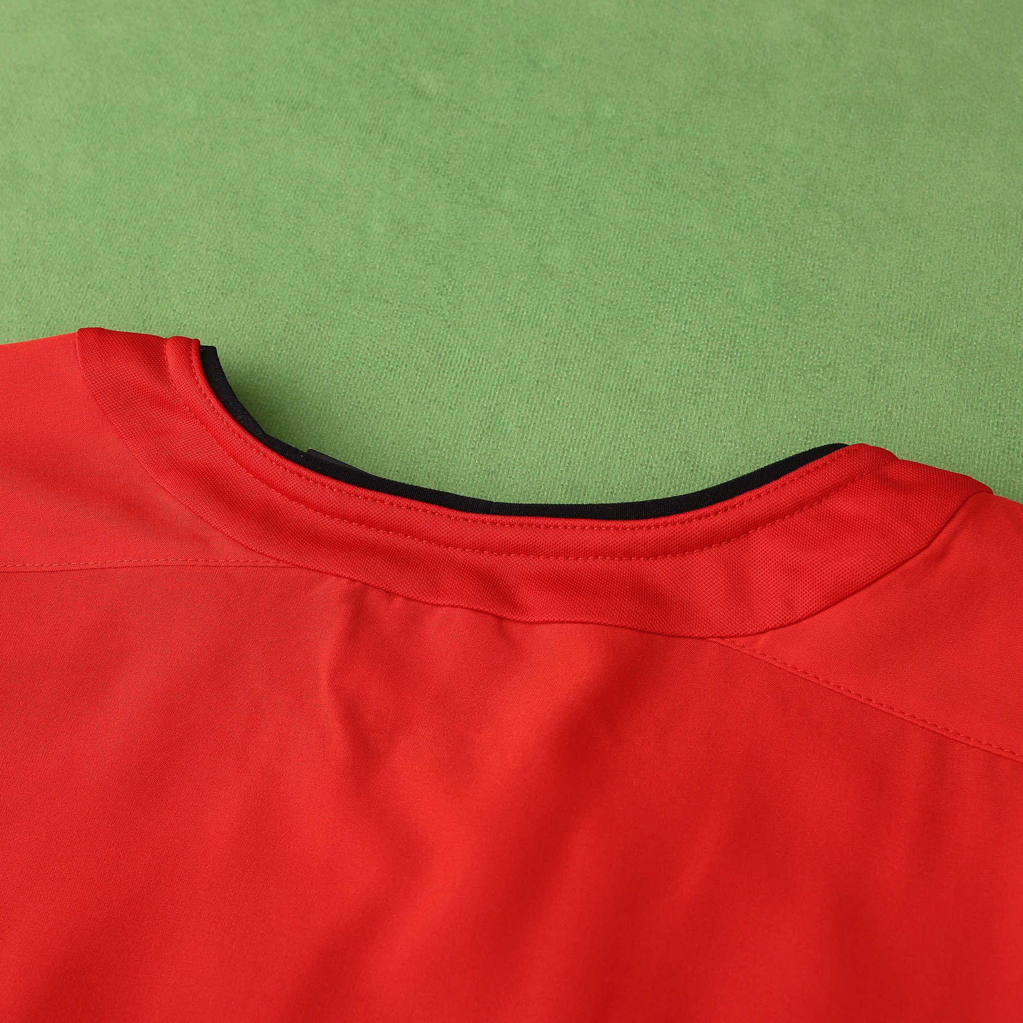 0204 season Manchester United F.C. home retro Fan version