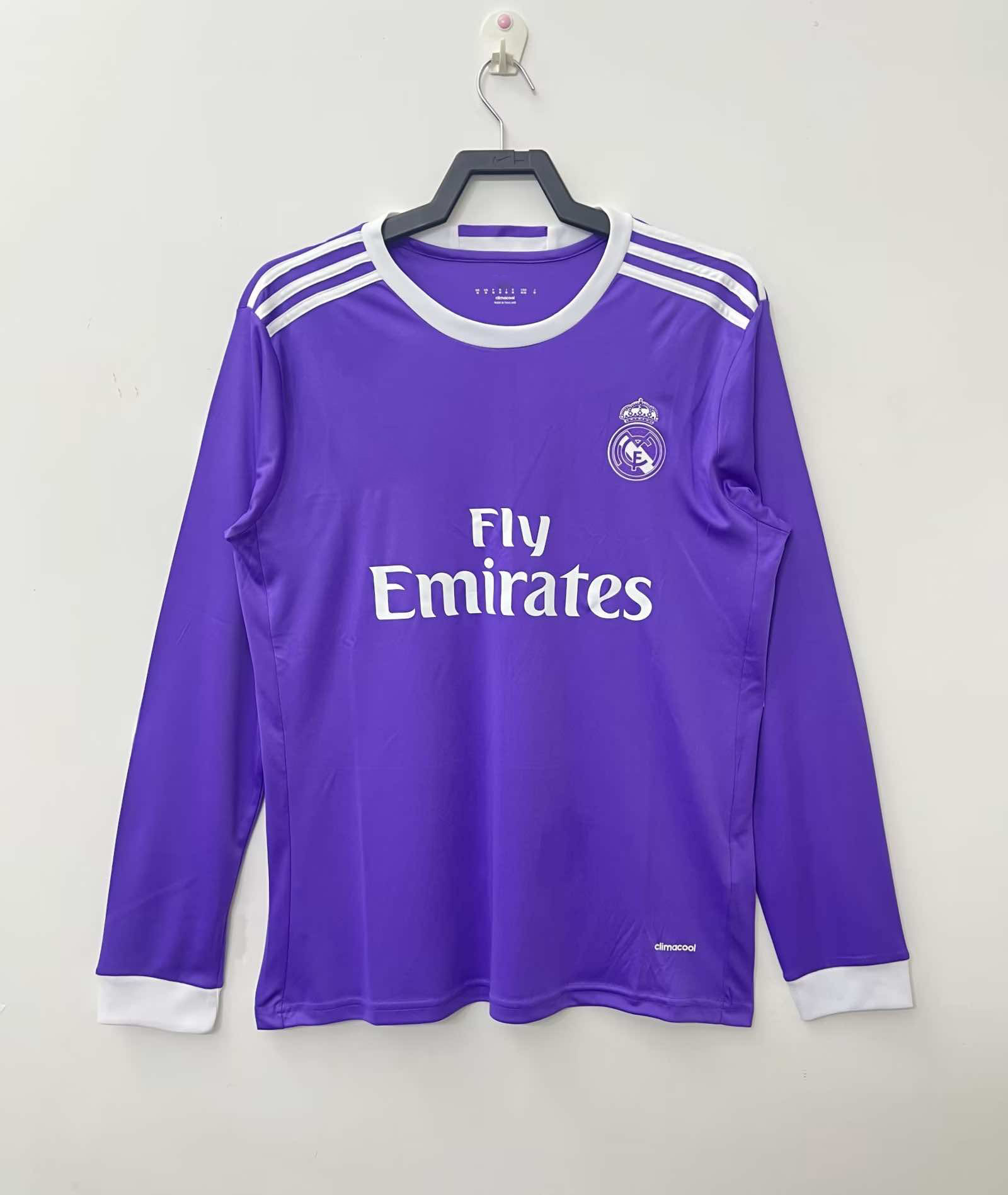1617 season Real Madrid away Long sleeved retro Fan version