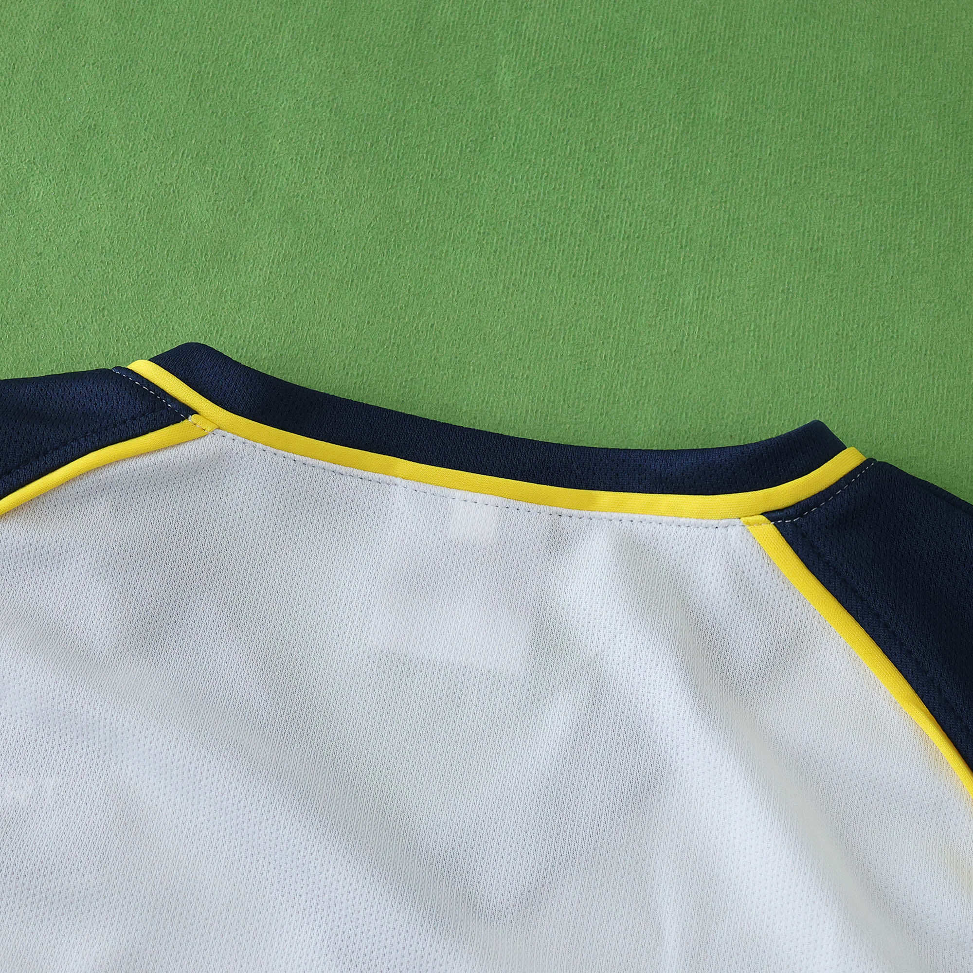 0102 Liverpool F.C. away retro Kids kit