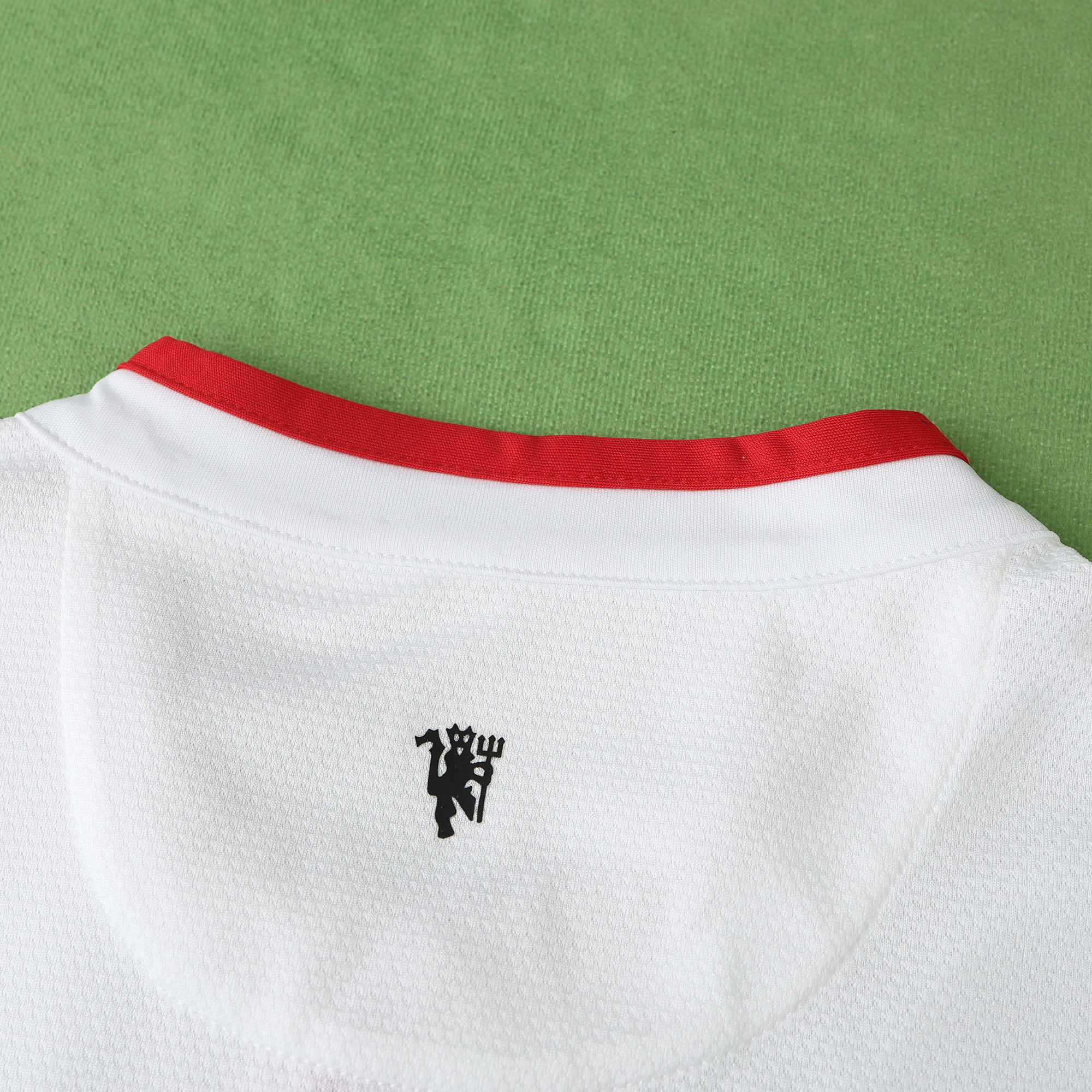 1213 season Manchester United F.C. away retro Fan version
