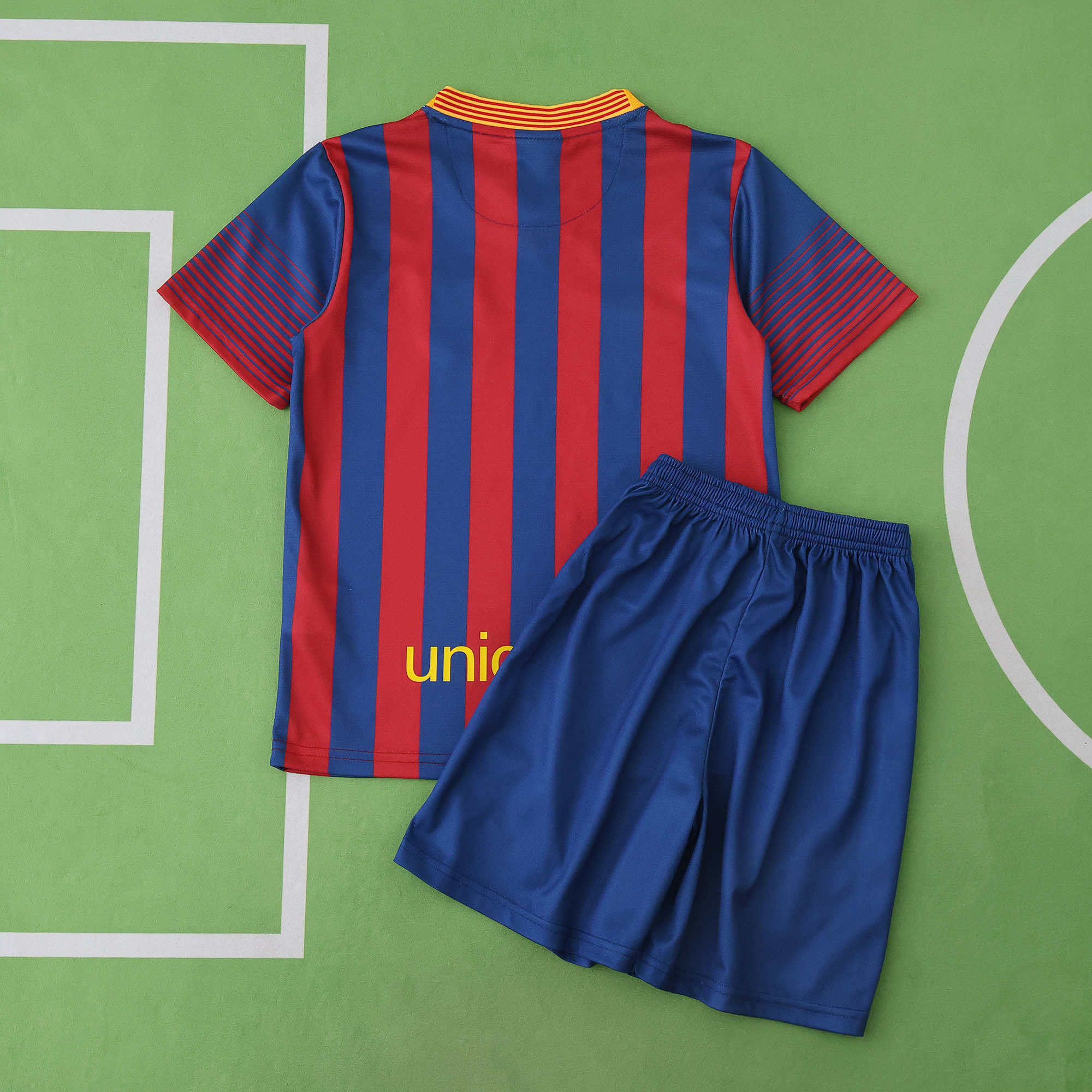1314 season FC Barcelona / Barça home Kids kit