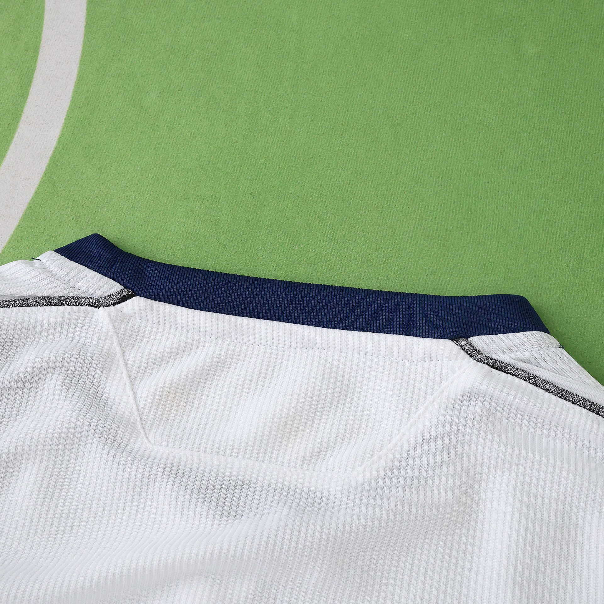 0001 season Manchester United F.C. away retro Kids kit