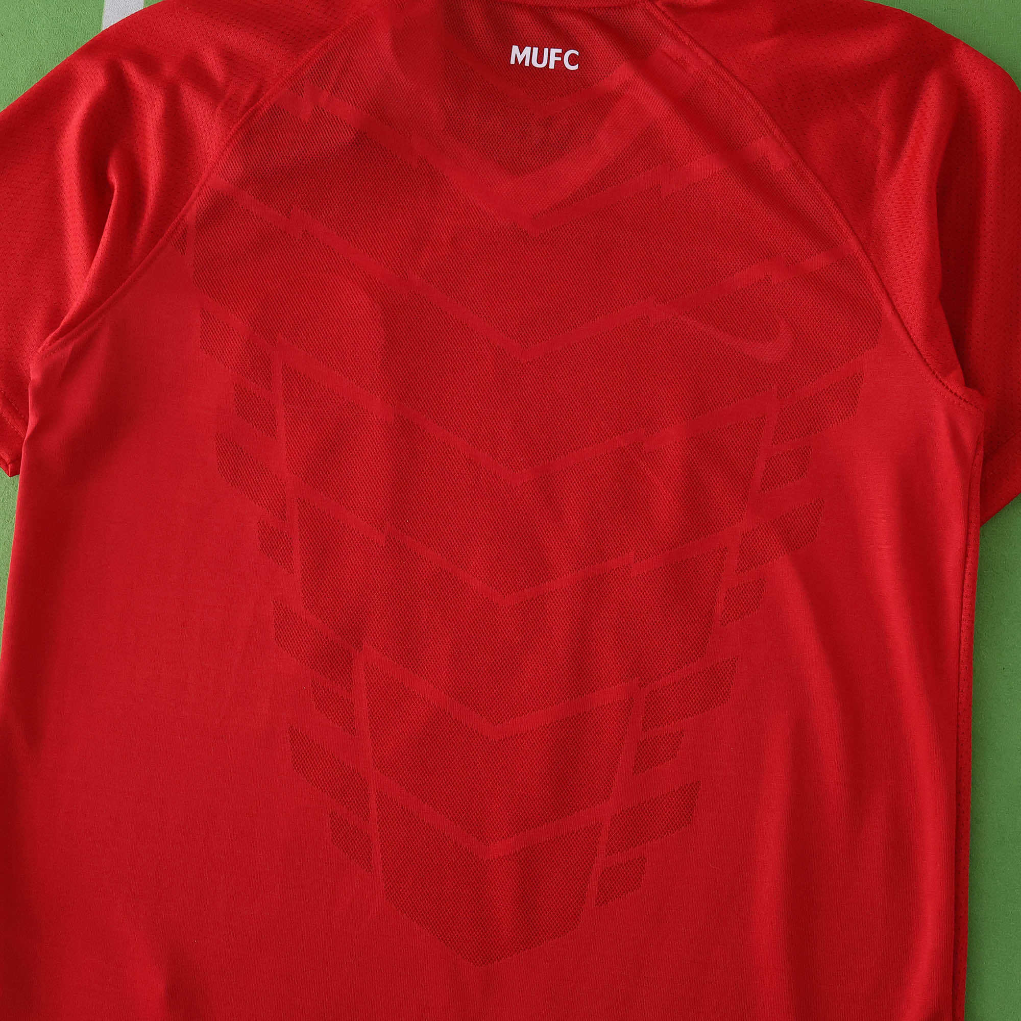 1011 Manchester United F.C. home retro Kids kit