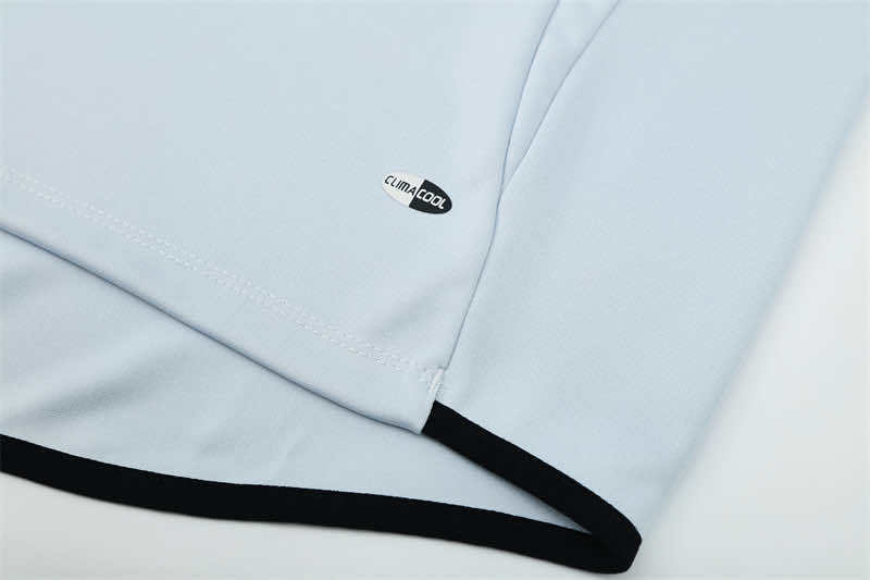 0405 season Real Madrid CF light gray Half pull training suit
