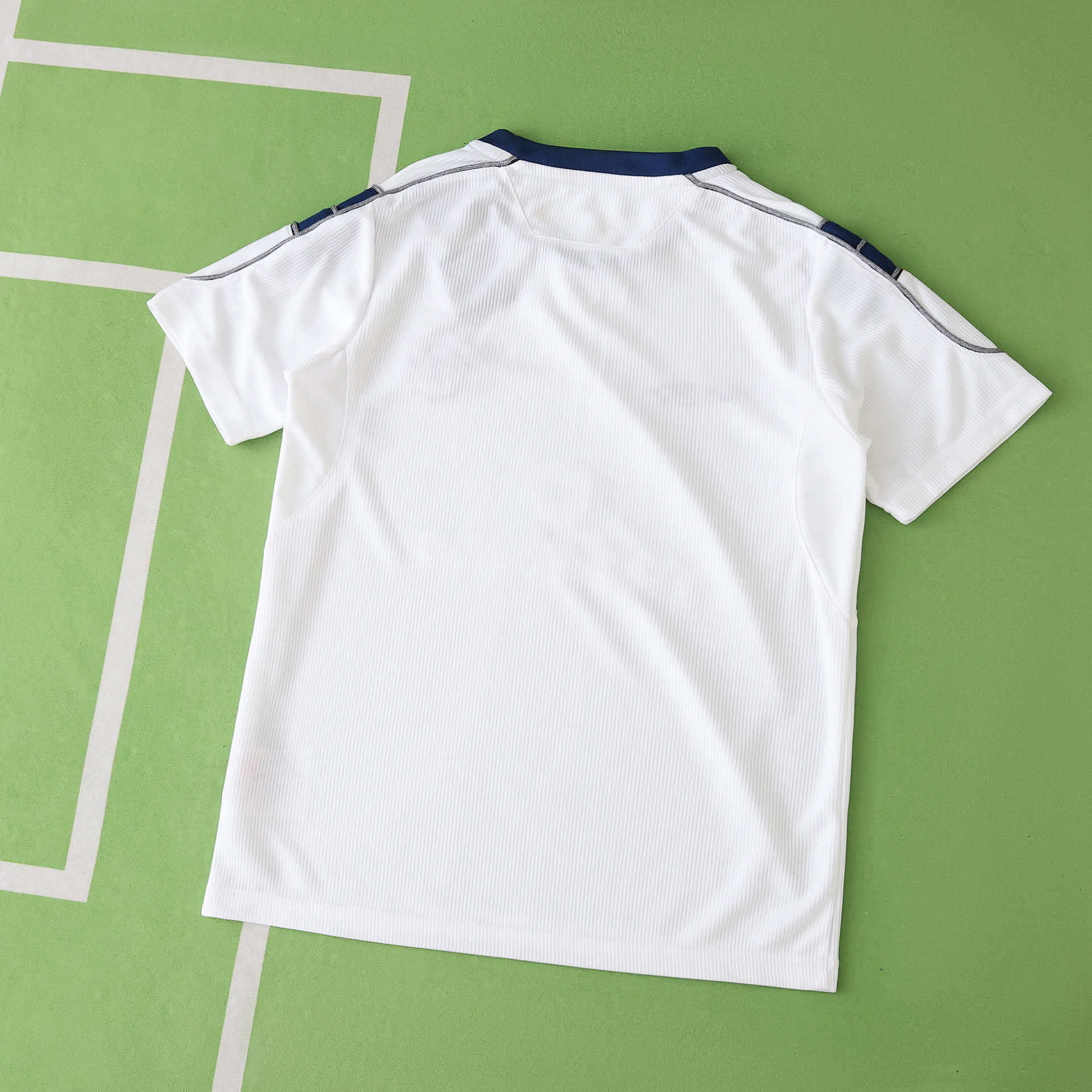 0001 season Manchester United F.C. away retro Kids kit