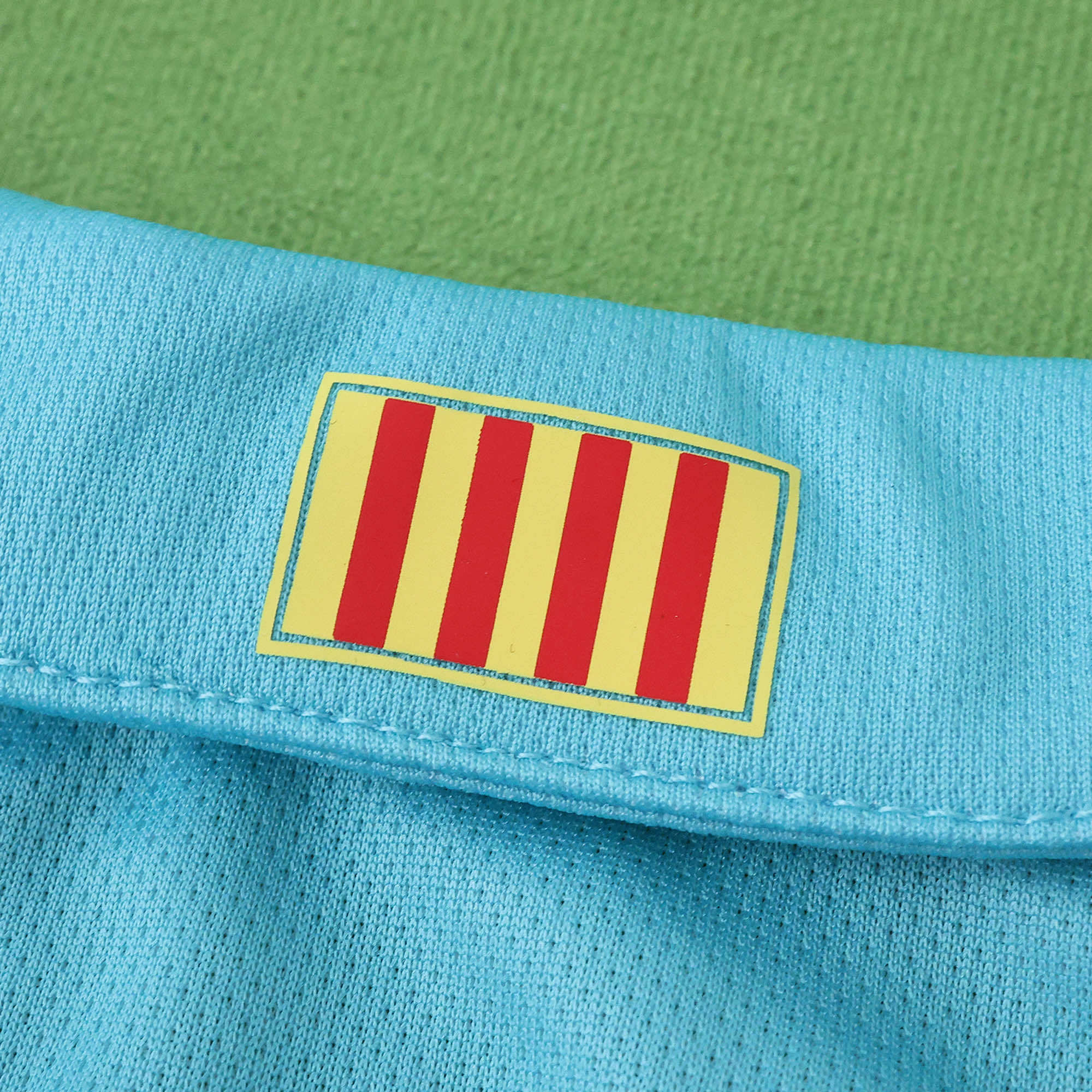 0708 season FC Barcelona / Barça away Kids kit