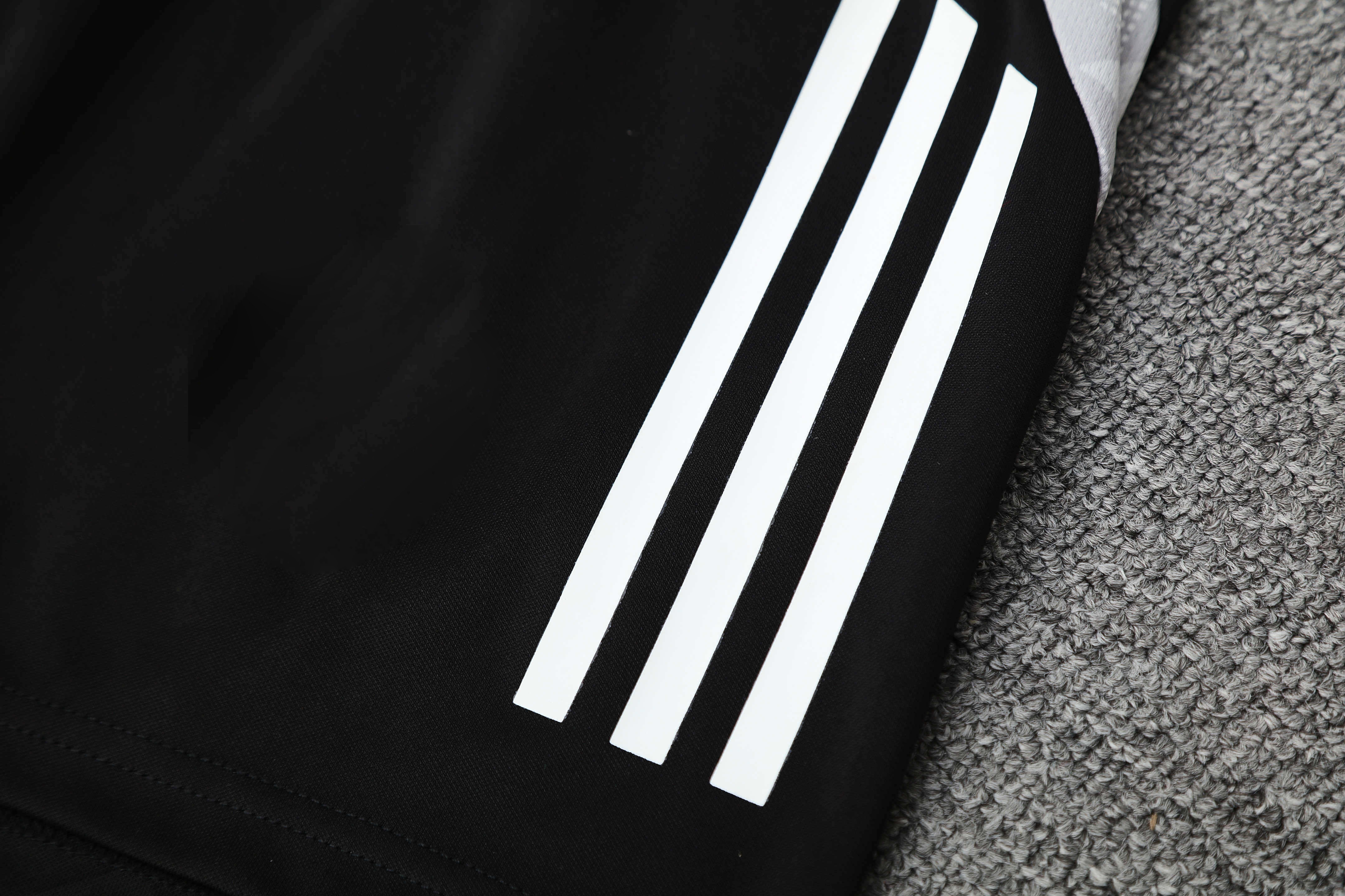 2526 season Real Madrid CF Training clothes suit vest Fan version