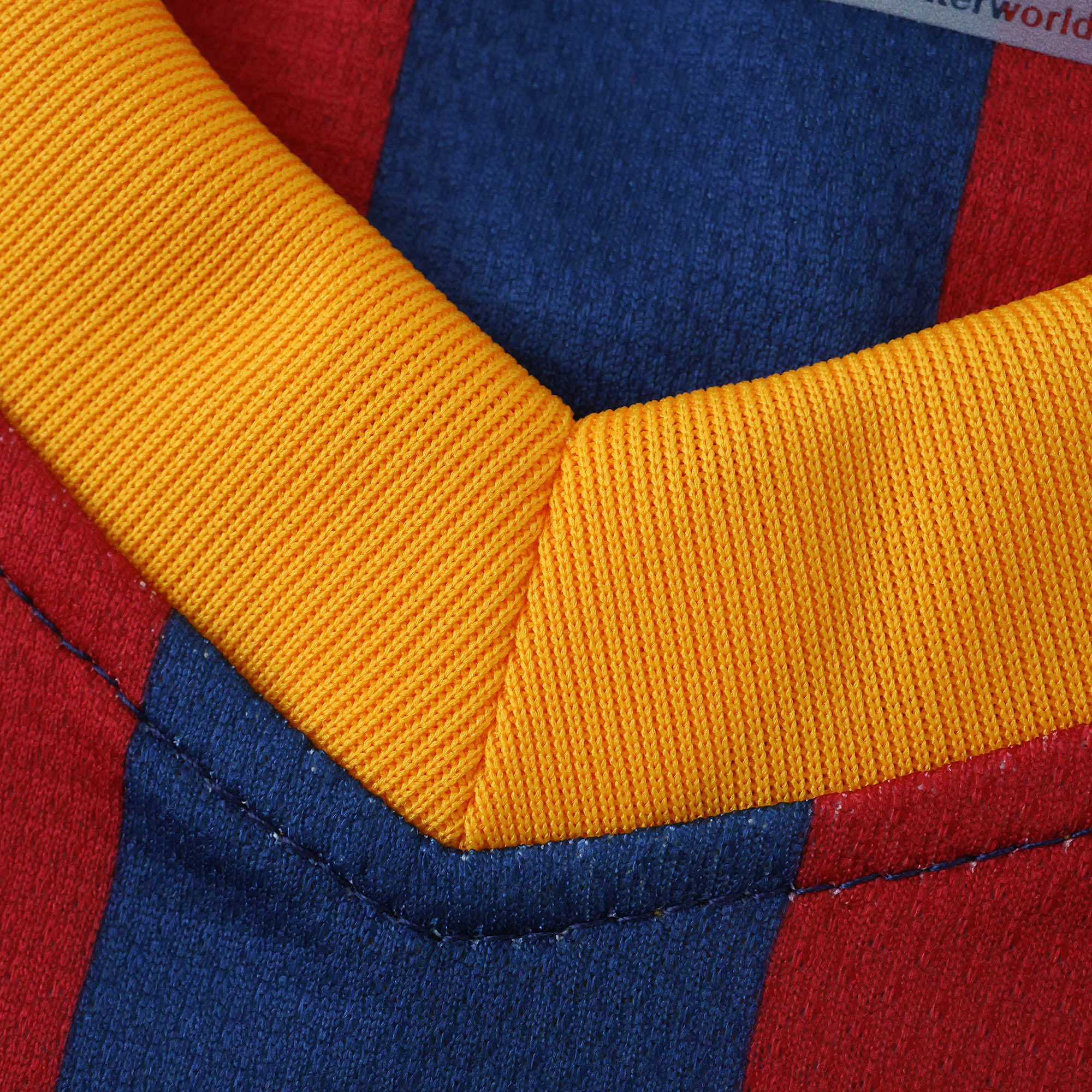 1314 season FC Barcelona / Barça home Kids kit