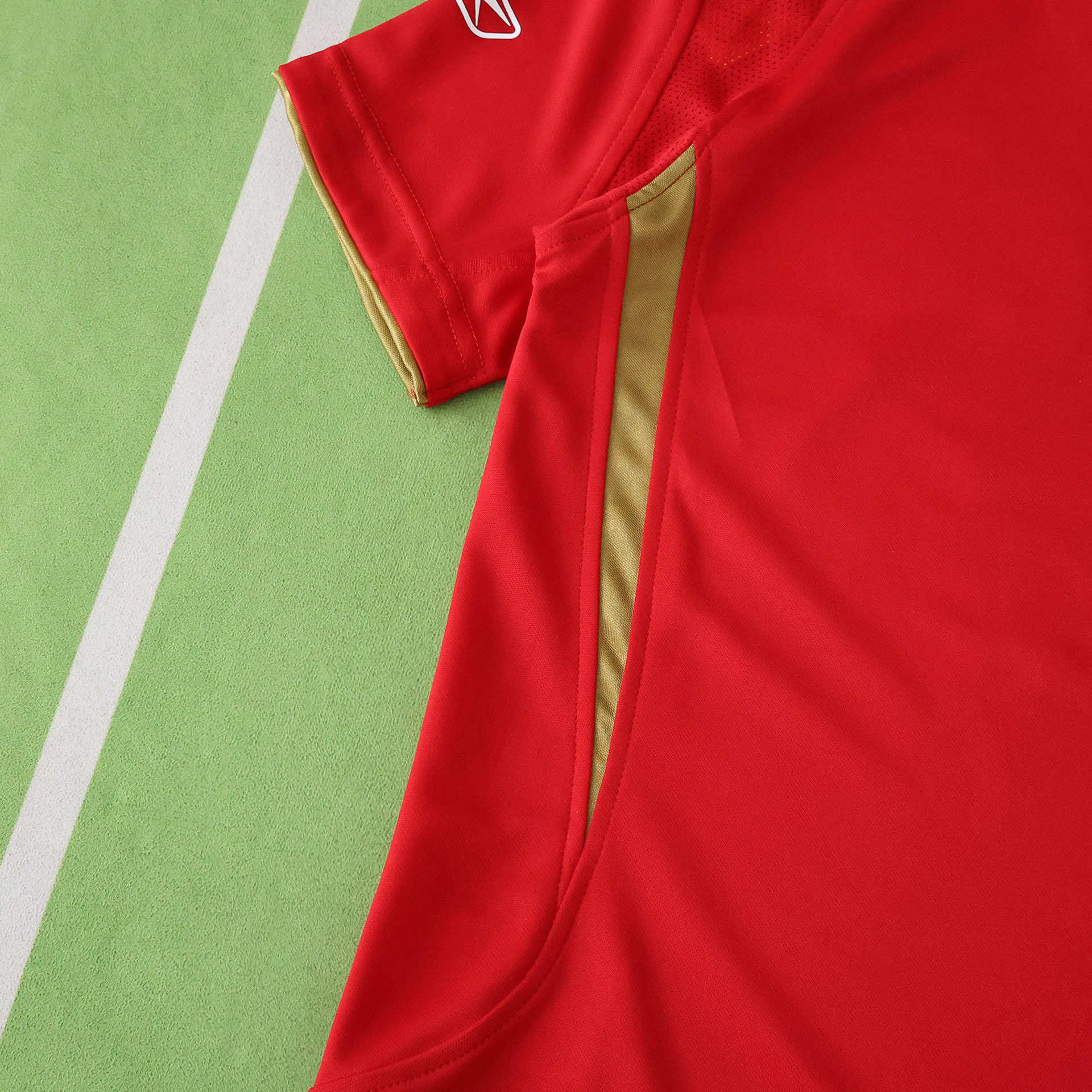 0506 season Liverpool F.C. home retro Kids kit