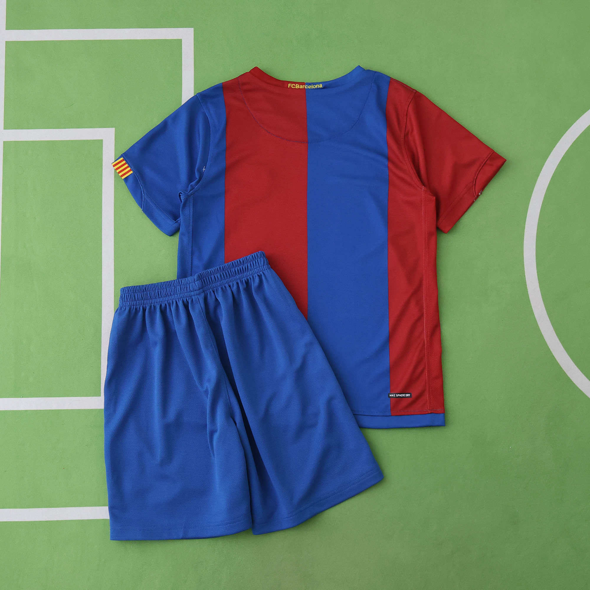 0607 season FC Barcelona / Barça  home Kids kit