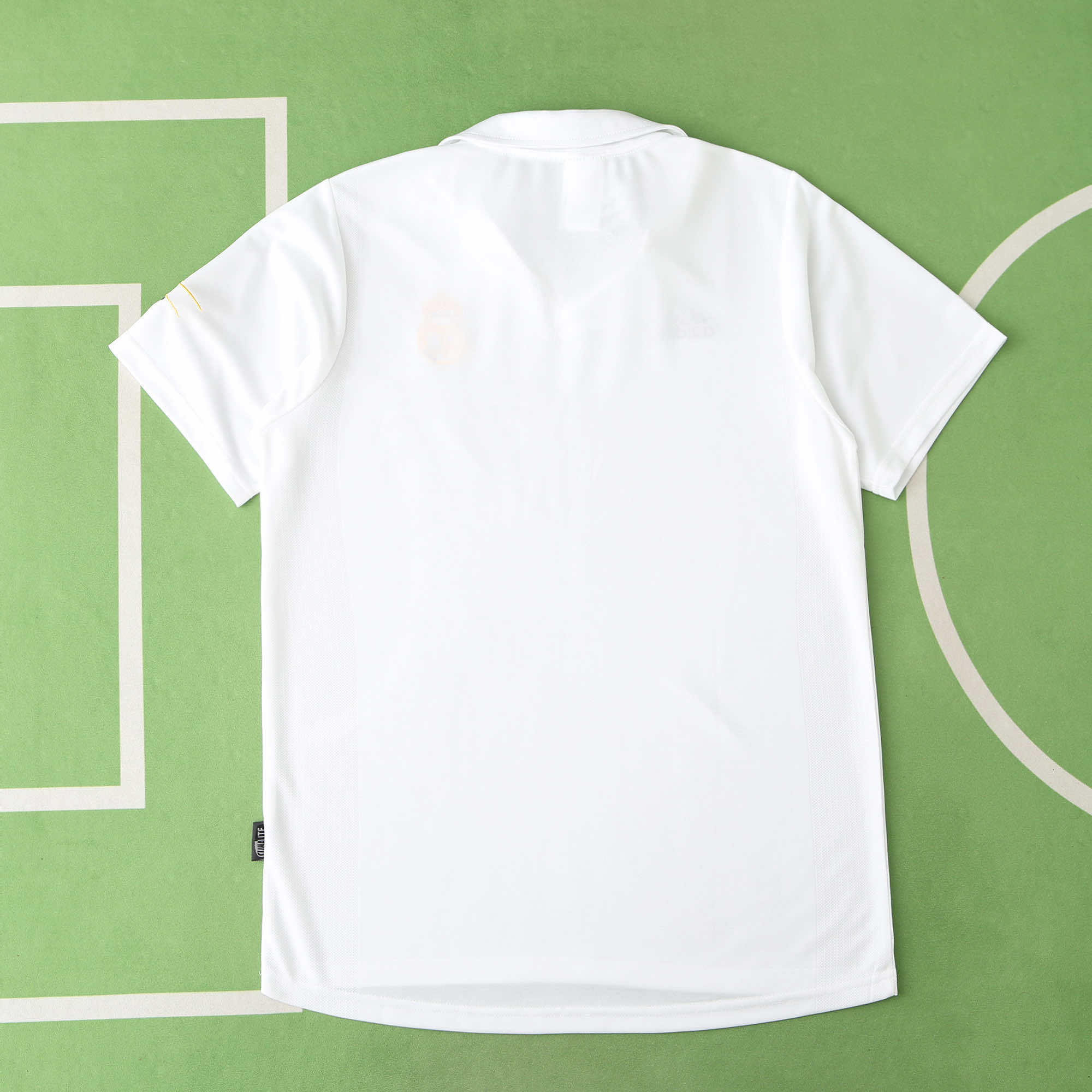 0203 season Real Madrid CF home retro Fan version