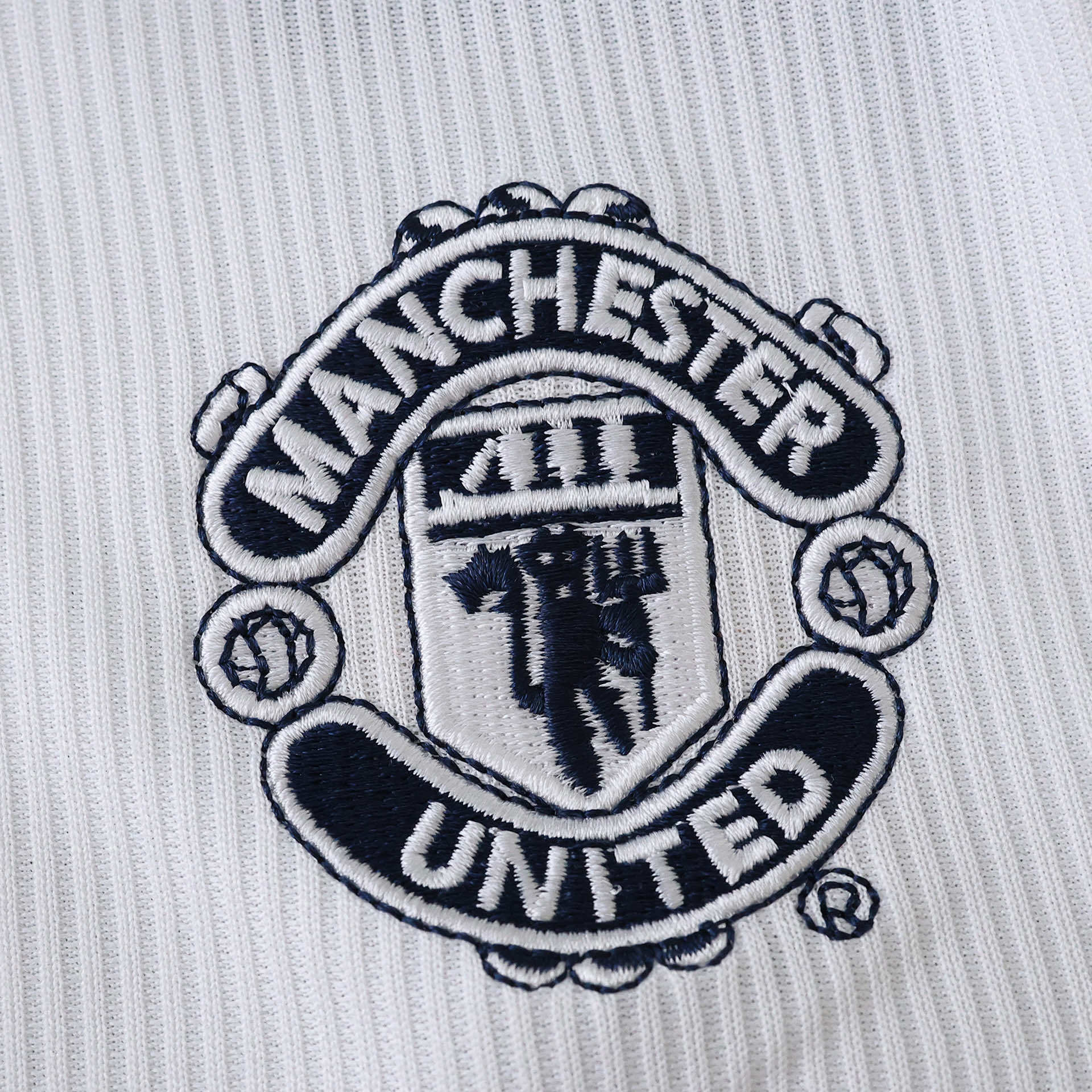 0001 season Manchester United F.C. away retro Kids kit