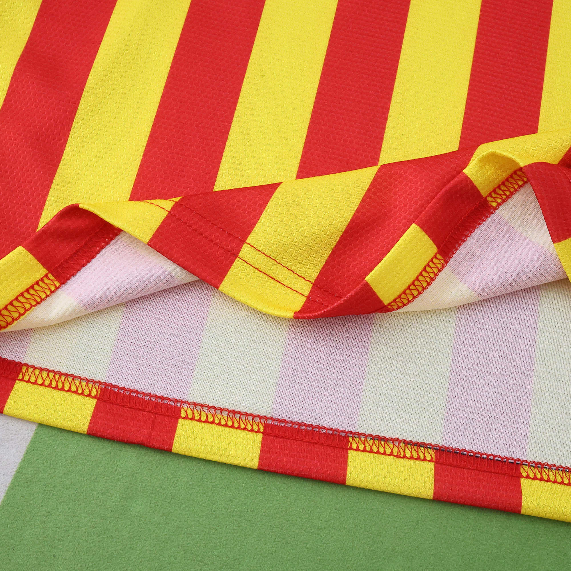 1314 season FC Barcelona / Barça away Kids kit