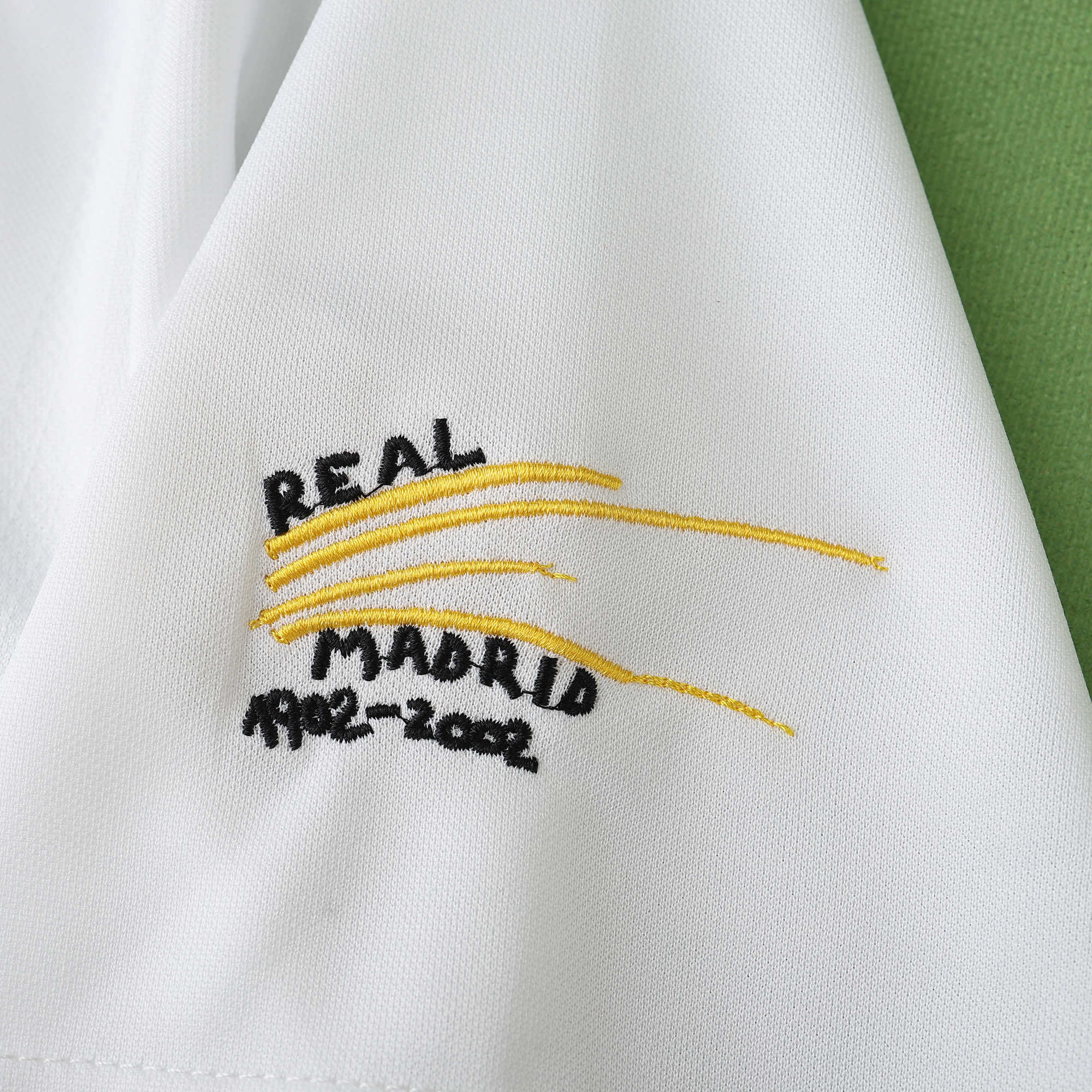 0203 season Real Madrid CF home retro Fan version