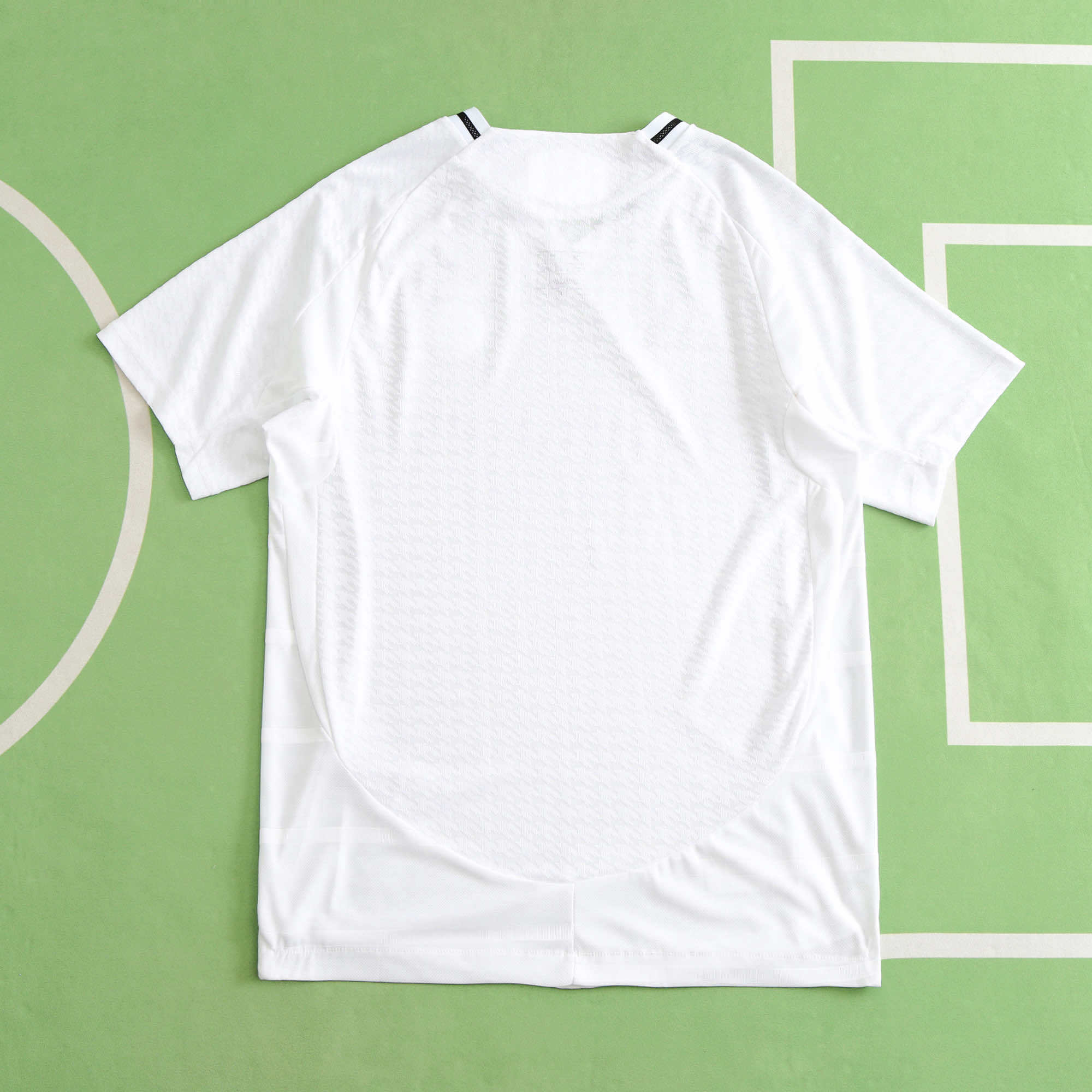 2425 season Real Madrid home Player version