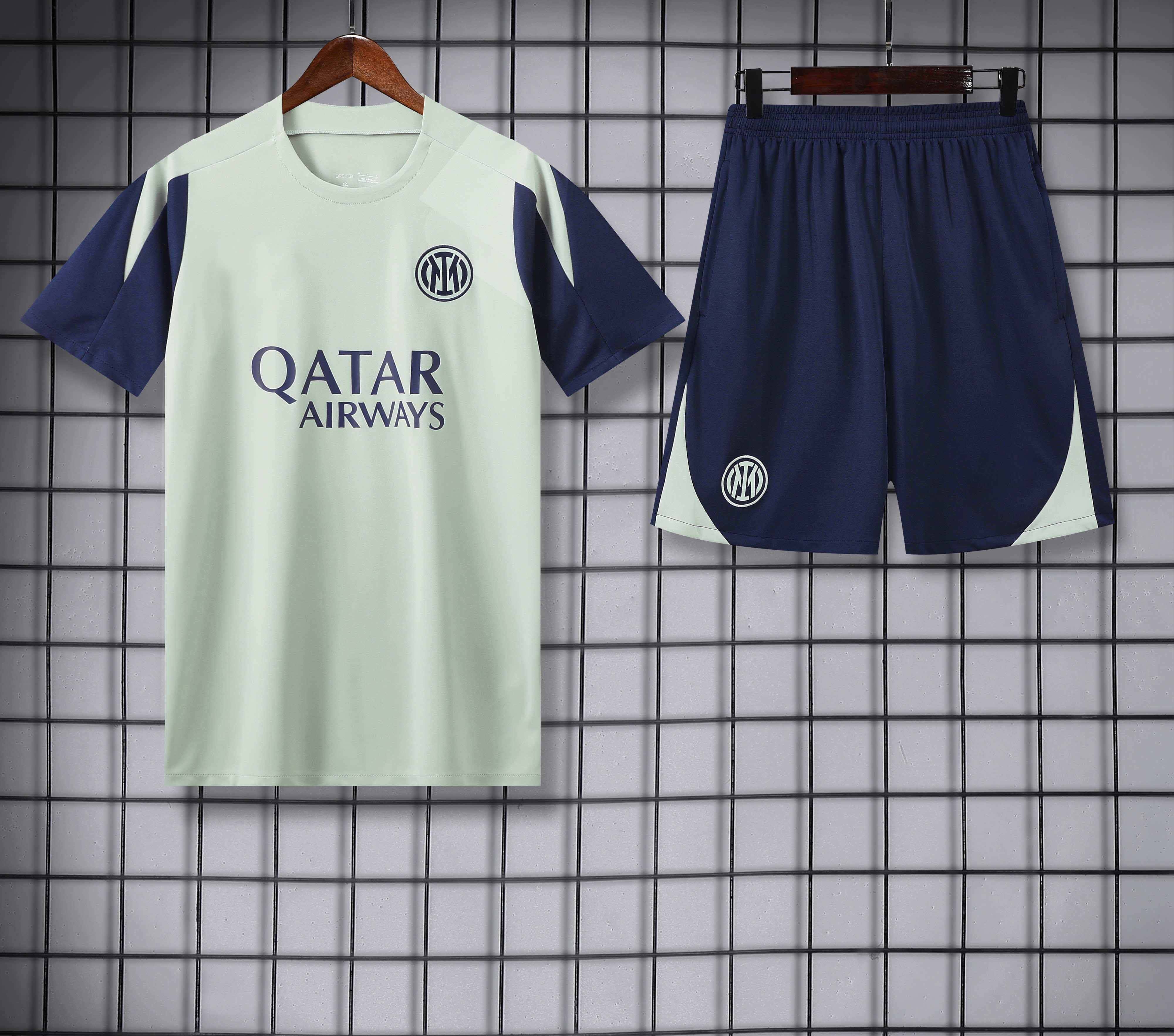 2526 Paris Saint-Germain F.C. Training clothes suit Short sleeve Fan version