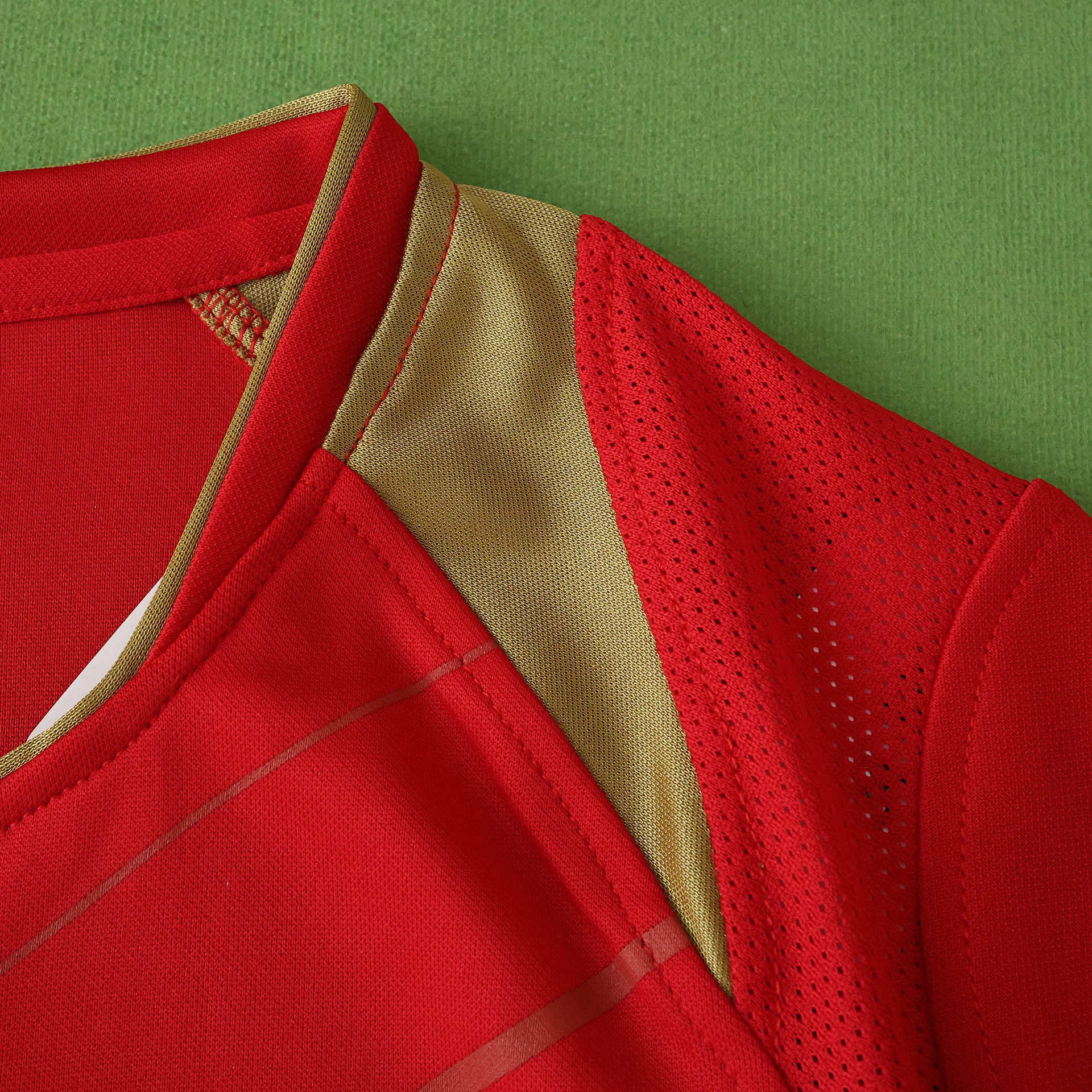 0506 season Liverpool F.C. home retro Kids kit
