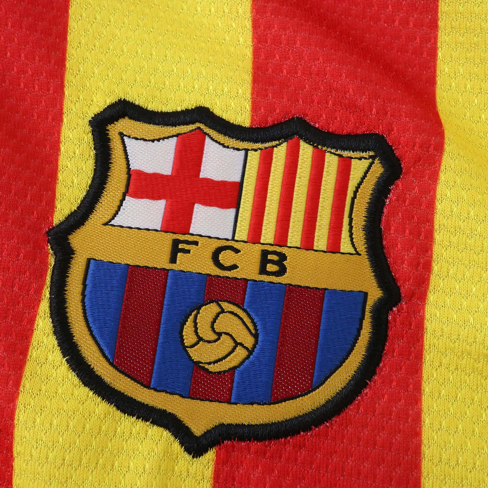 1314 season FC Barcelona / Barça away Kids kit