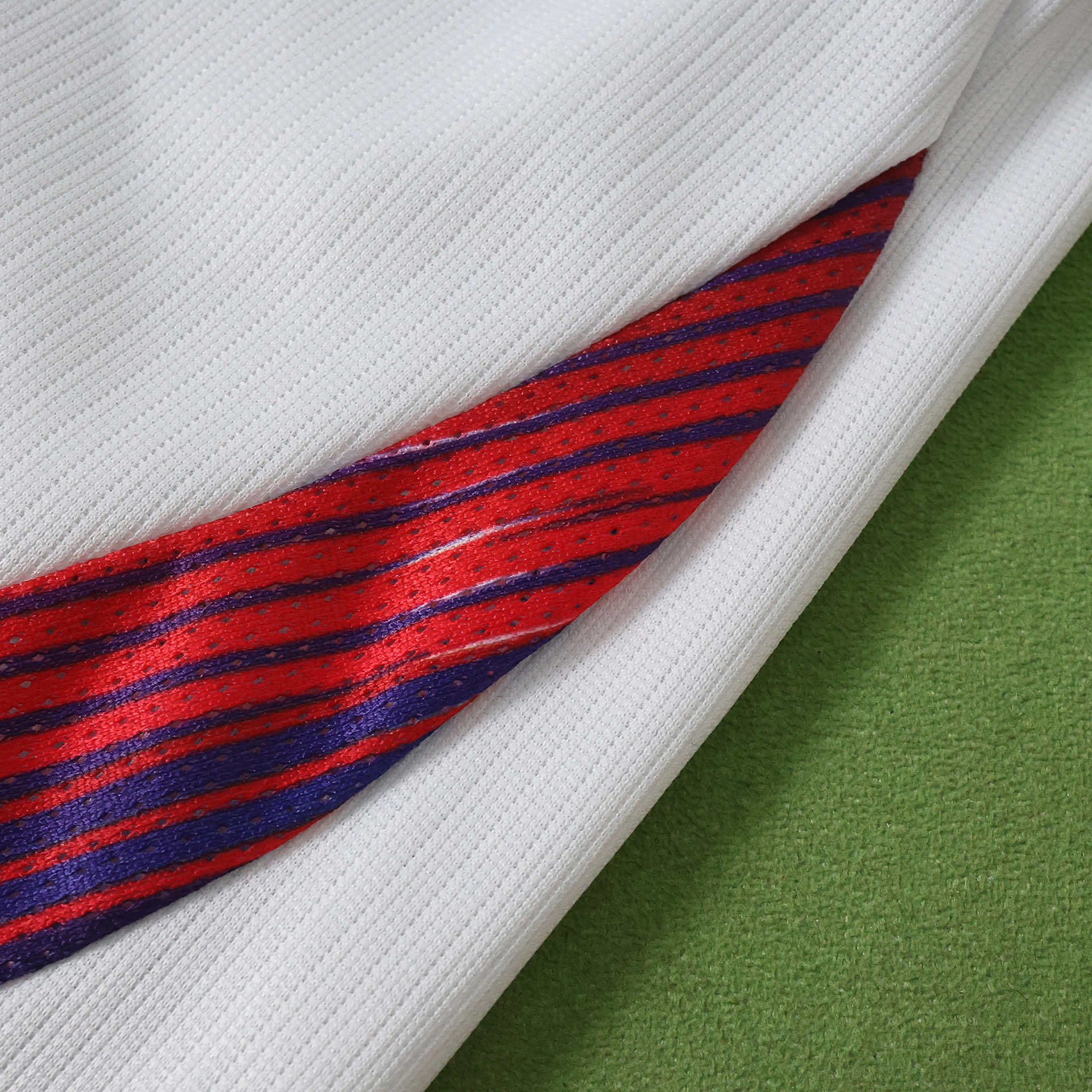 2627 season Paris Saint-Germain F.C. away Kids kit