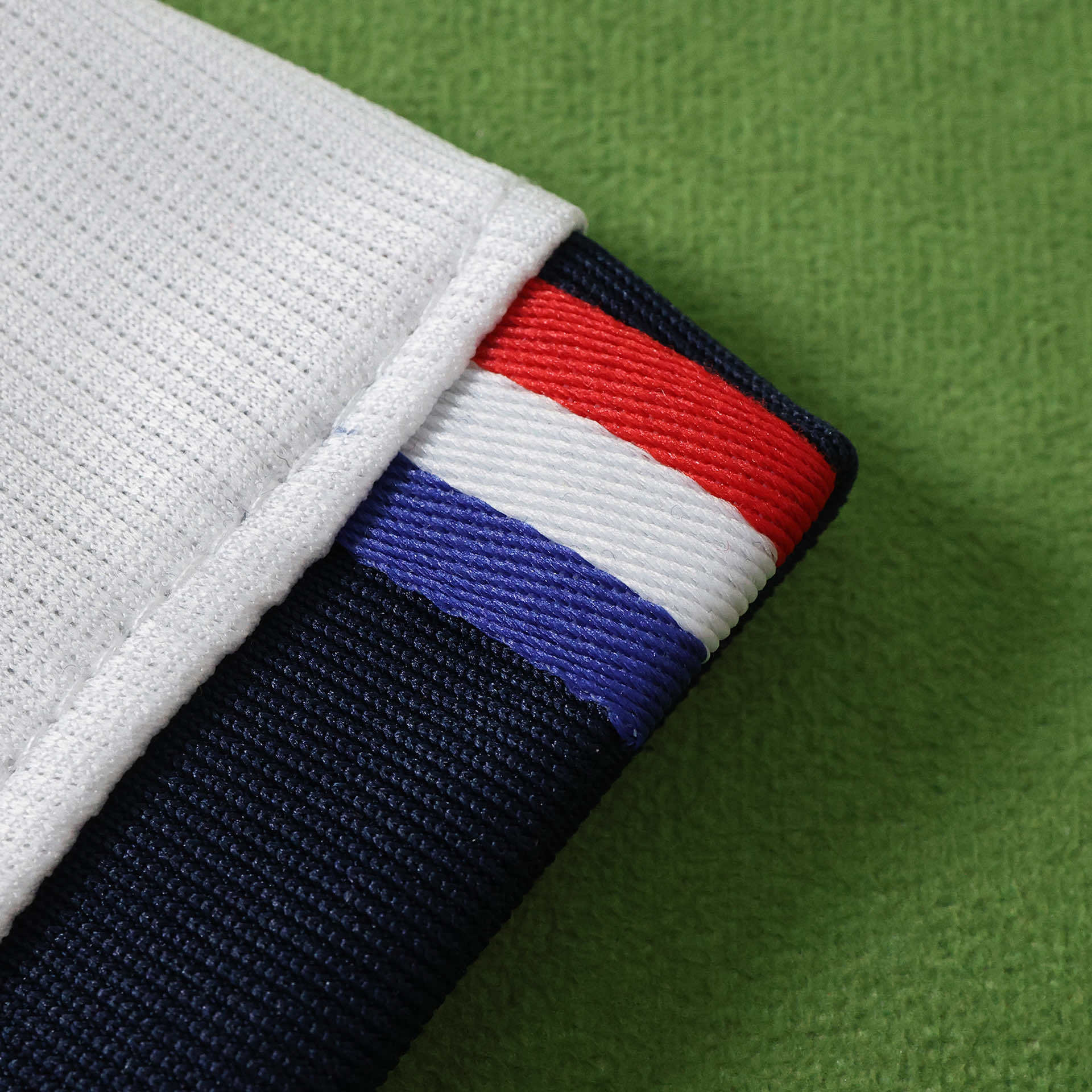 2627 season Paris Saint-Germain F.C. away Kids kit