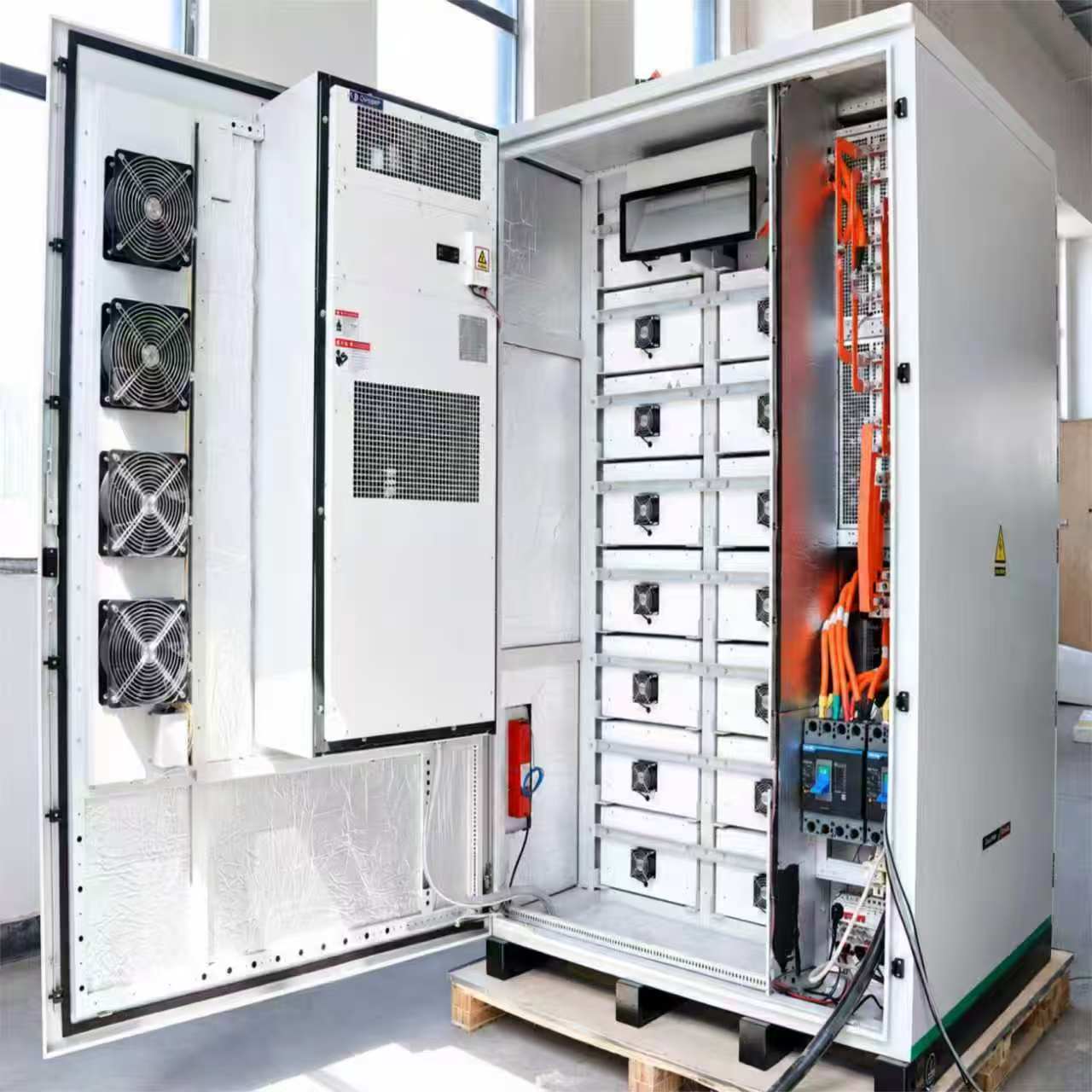 125kW/215kWh Outdoor Hybrid Energy Storage System,CENOVA ENERGY,125kW/215kWh Outdoor Hybrid Energy Storage System