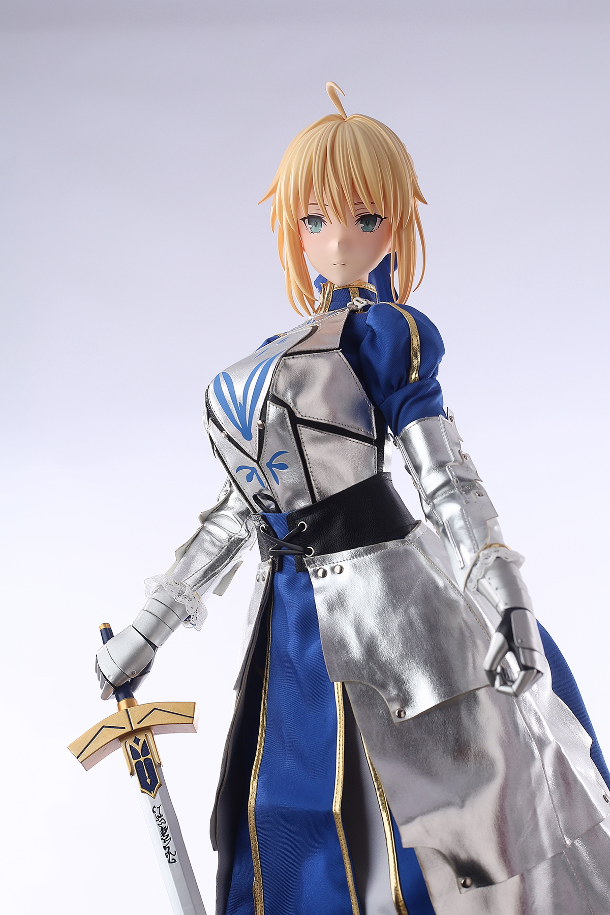 65cm Royal Blue Knight Silicone Anime Doll – Golden-Haired Fantasy Companion