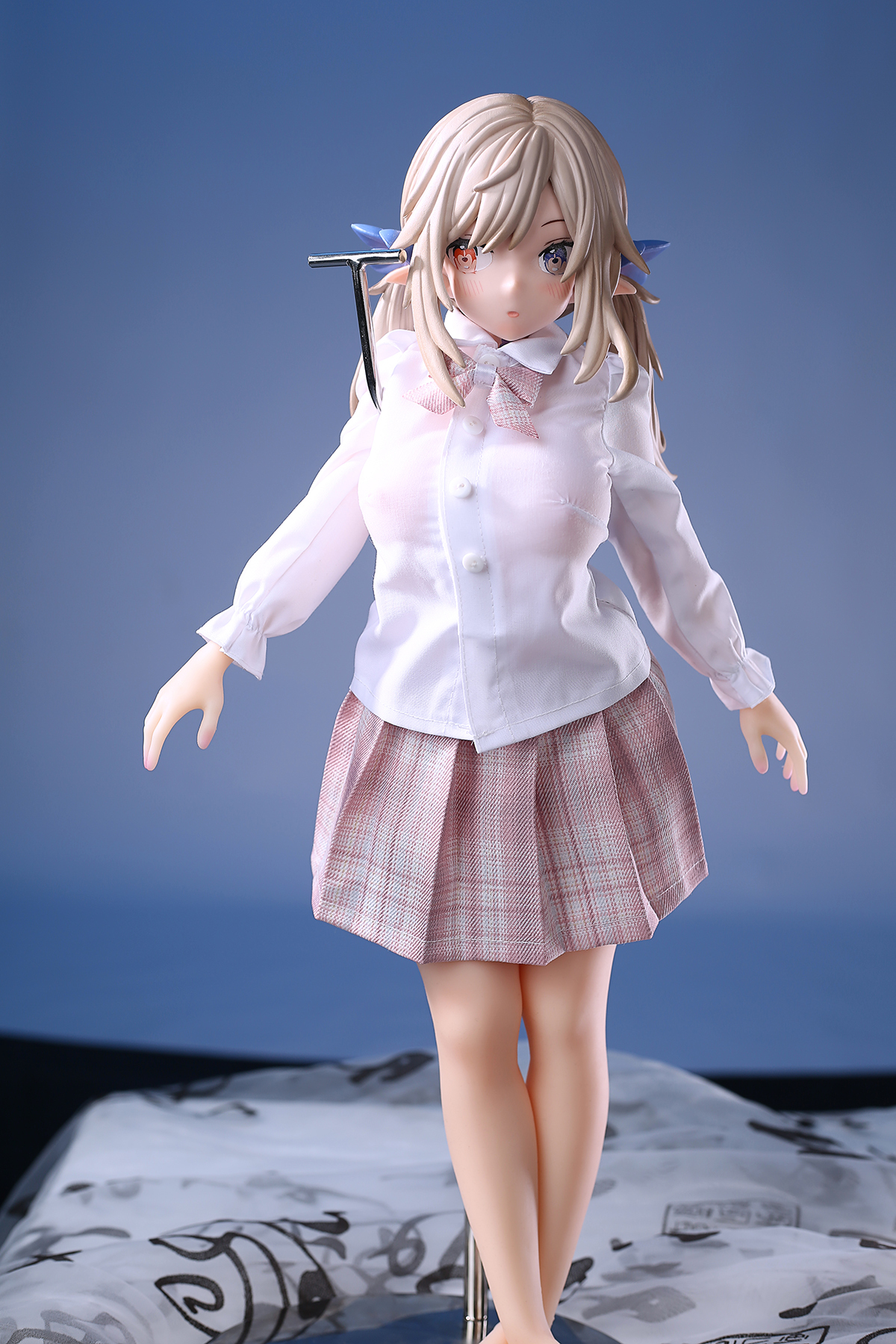 52cm Pure White Elf Silicone Anime Doll – Ethereal Fantasy Companion