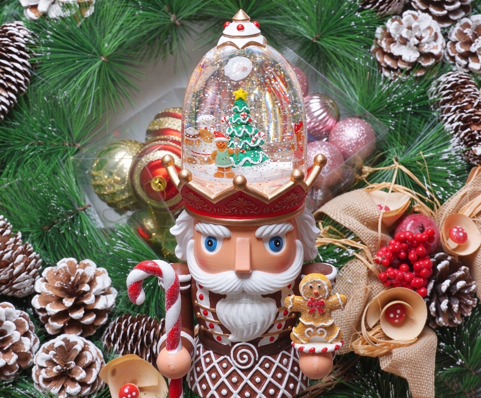 Gingerbread Soldier Water-filled Snow Globe Lantern