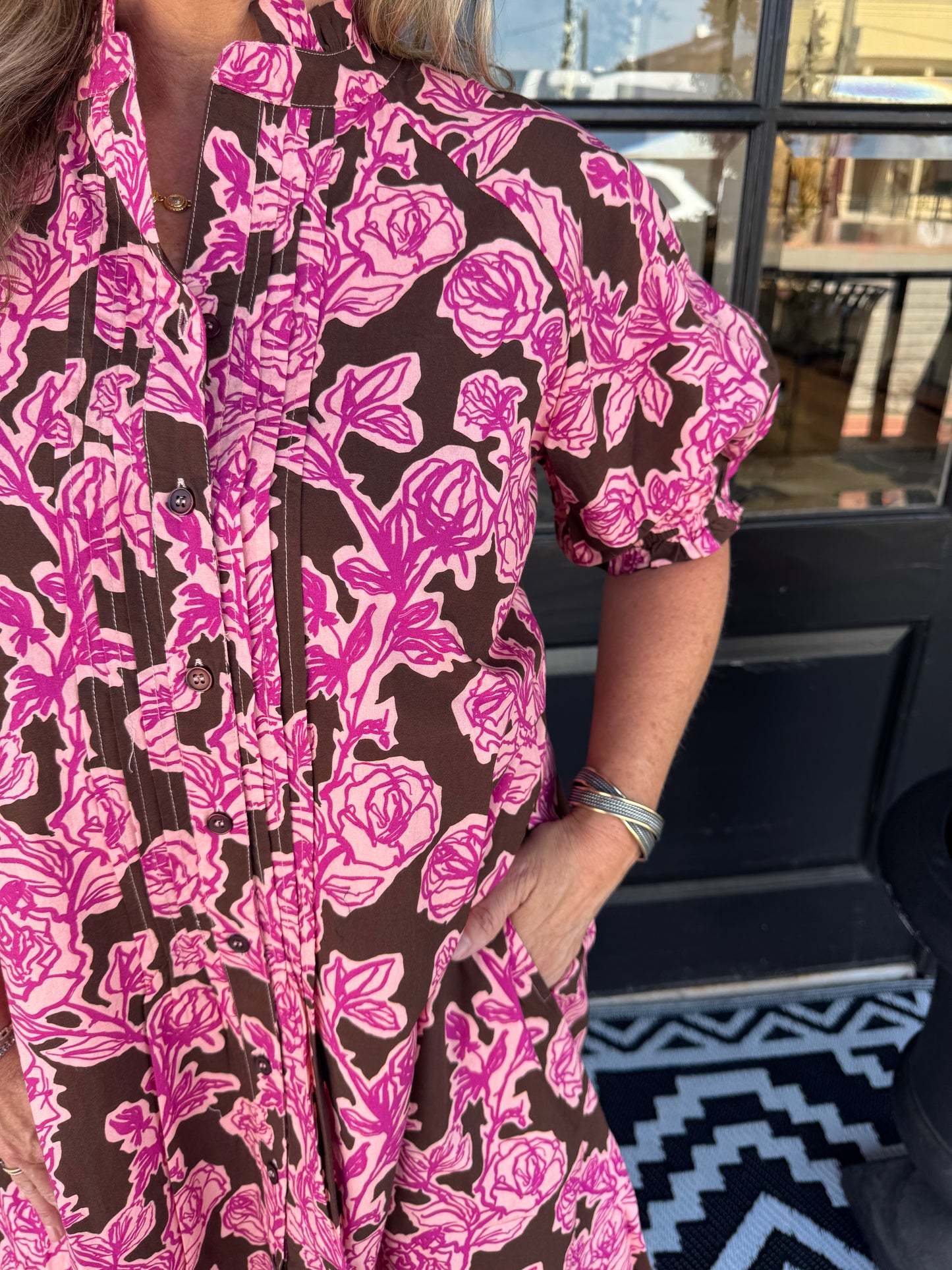 Brown Base Magenta Floral Print Puff Short Sleeve Shift Mini Dress