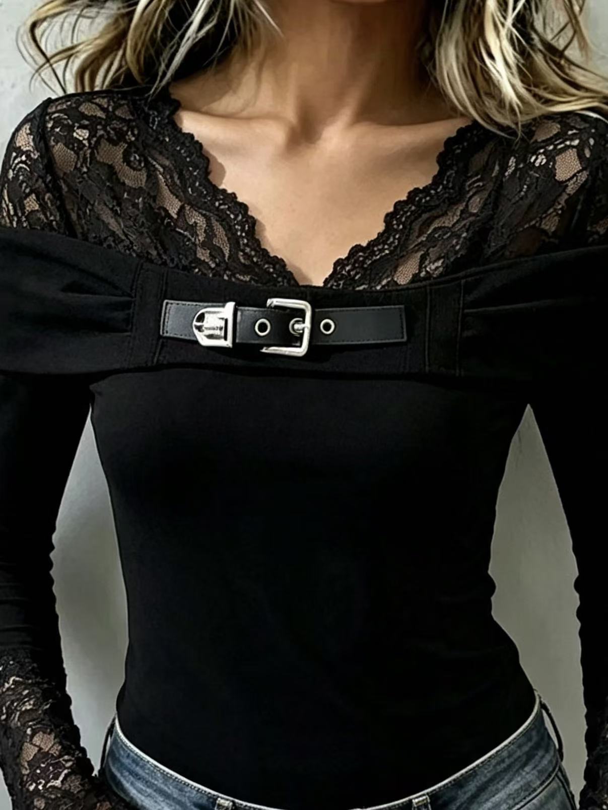 Women's V‑Neck Lace Patchwork Long‑Sleeve Slim‑Fit Top With Belt Buckle Decoration.