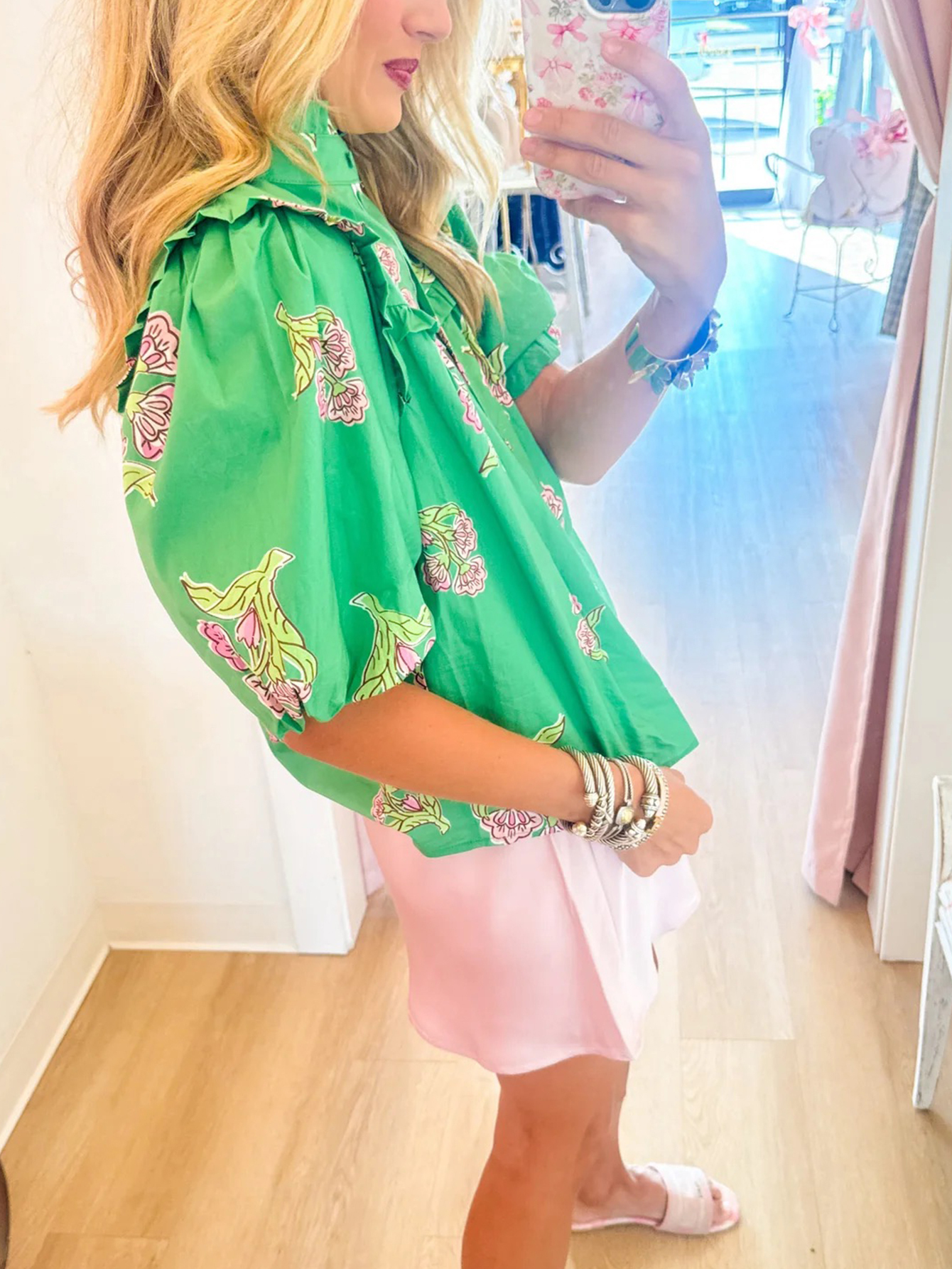 Vibrant Garden Floral Puff-Sleeve Button-Down Shirt