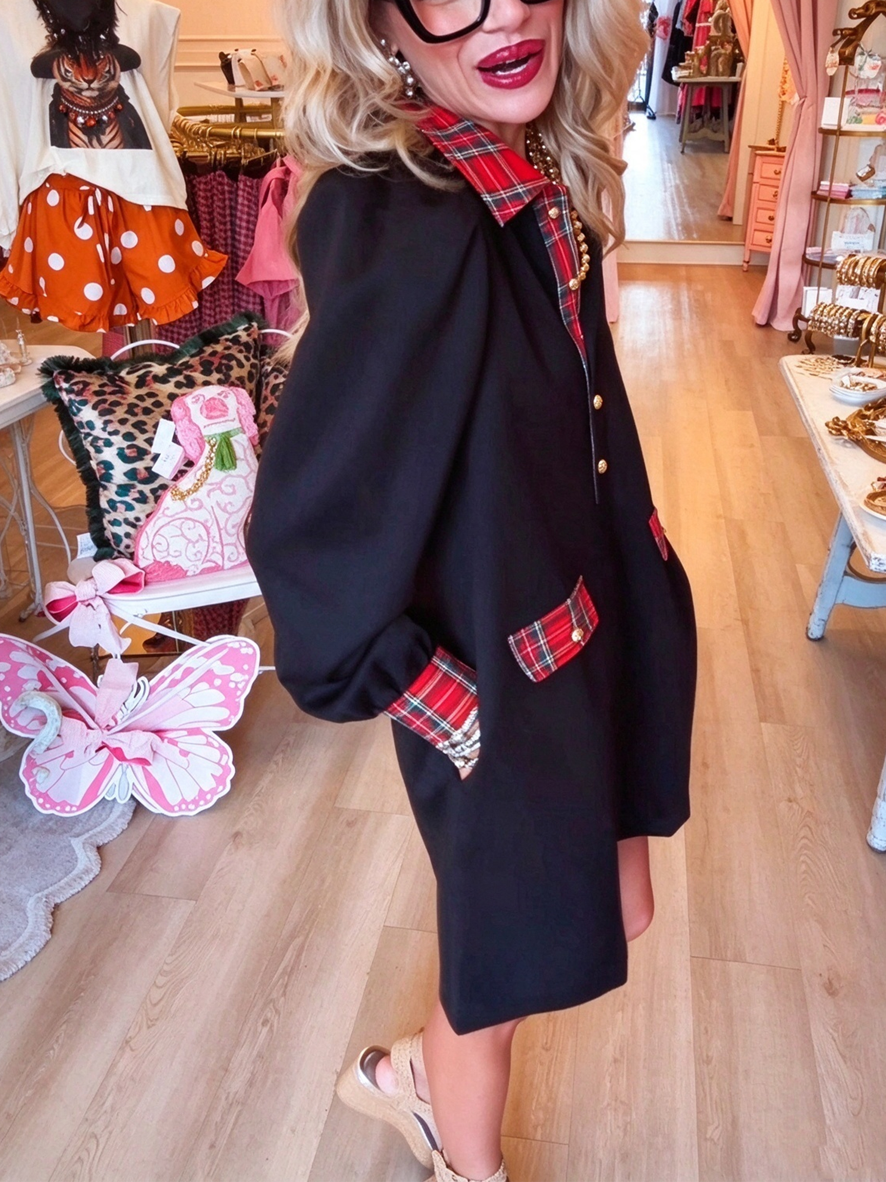 Chic Black Woven Shift Dress with Tartan Plaid Accents