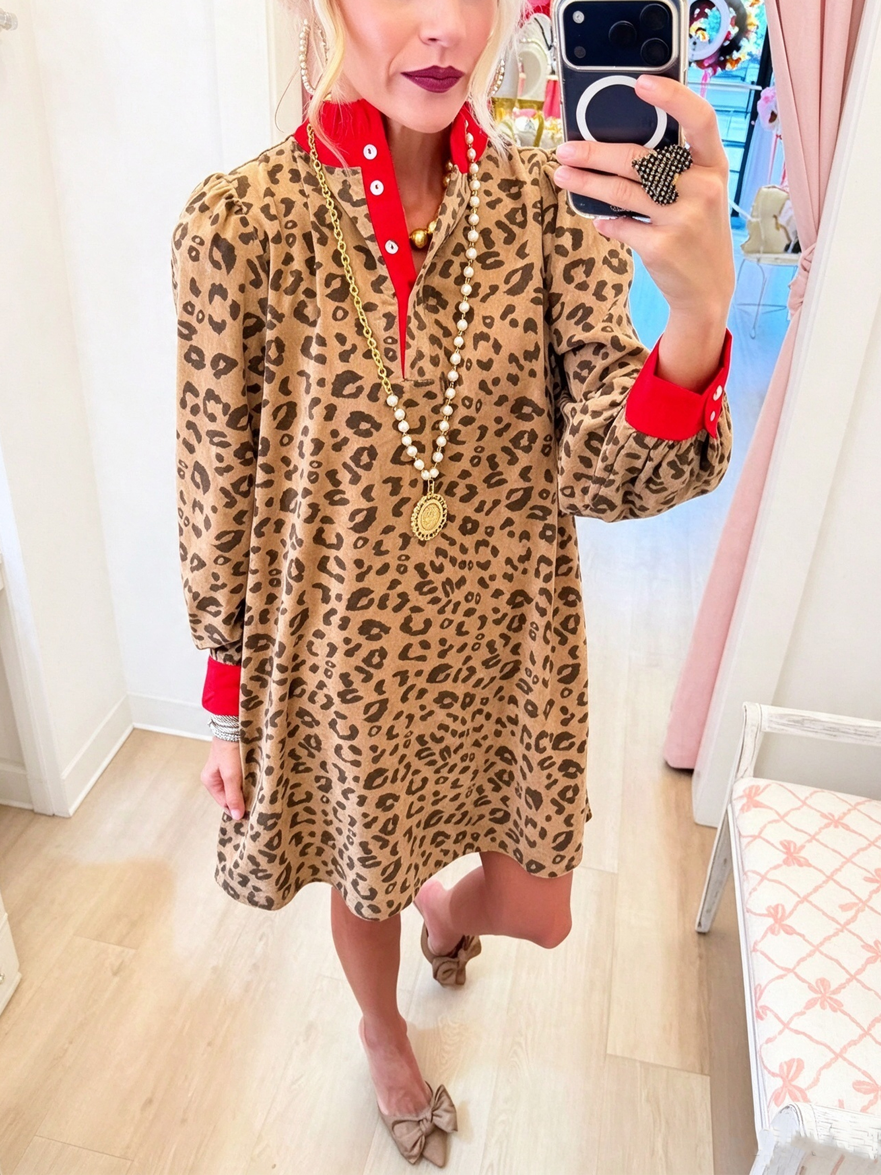 Chic Leopard Velvet Dress with Red Contrast Collar